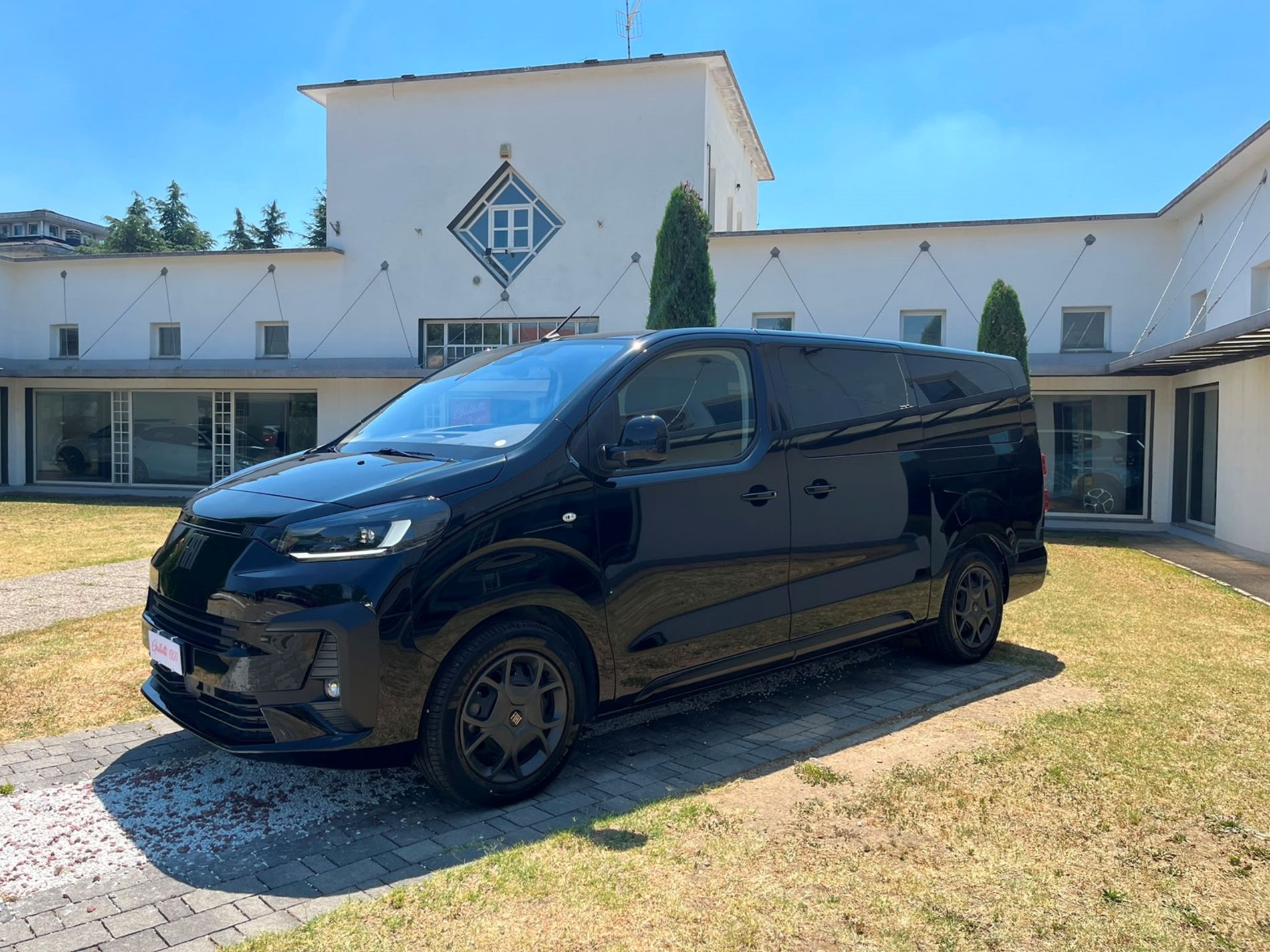 Combi 9p M1 XL (passo lungo) 2.2 diesel 180cv s&s auto - Gallotti Auto