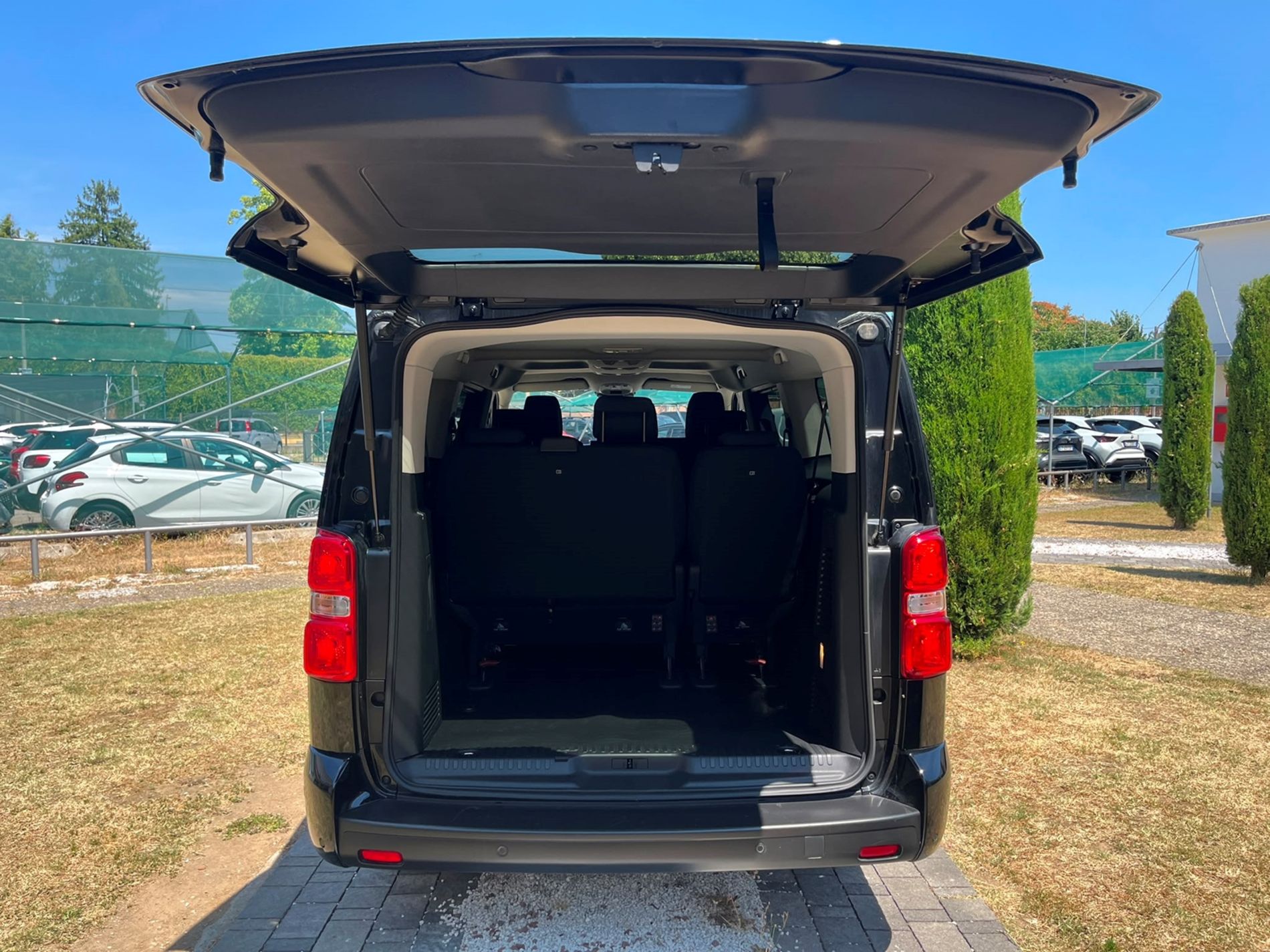 Combi 9p M1 XL (passo lungo) 2.2 diesel 180cv s&s auto - Gallotti Auto