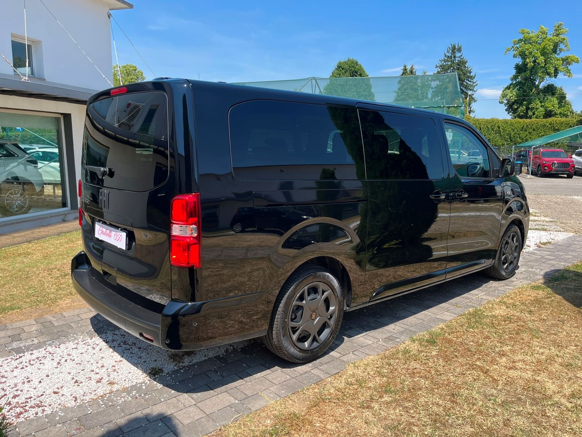 Combi 9p M1 XL (passo lungo) 2.2 diesel 180cv s&s auto - Gallotti Auto