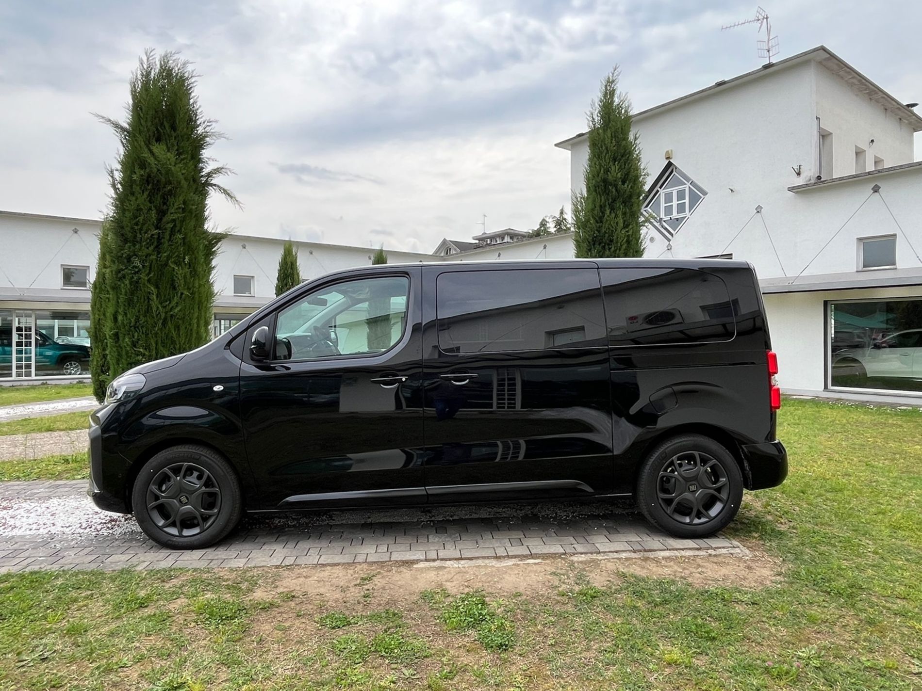 Combi M1 2.2 diesel 180cv s&s autom. - Gallotti Auto