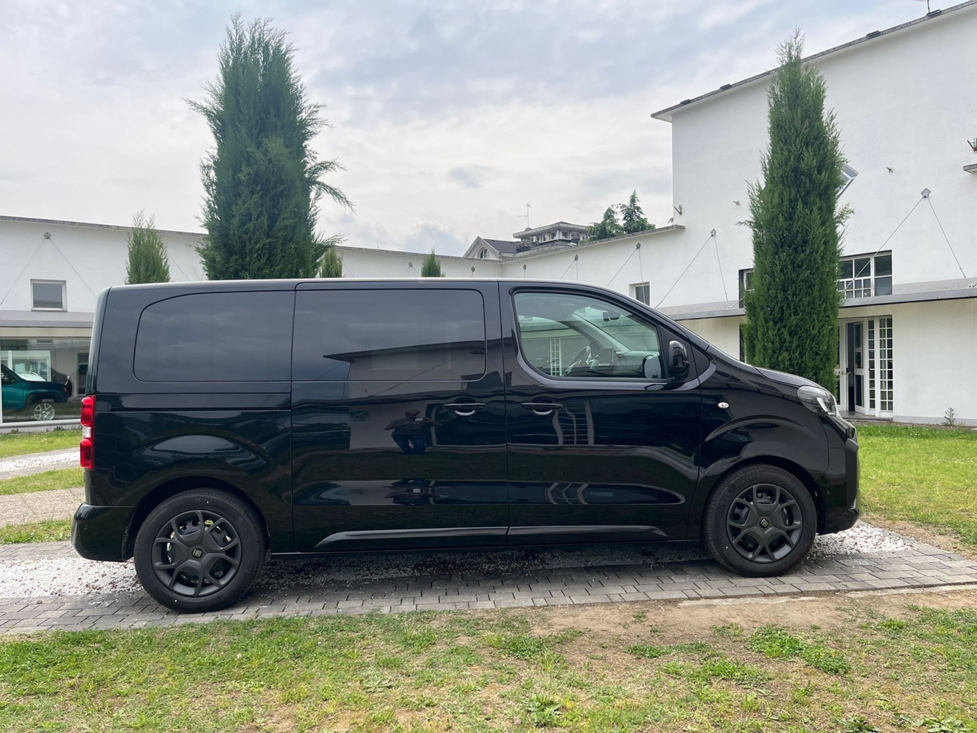 Combi M1 2.2 diesel 180cv s&s autom. - Gallotti Auto