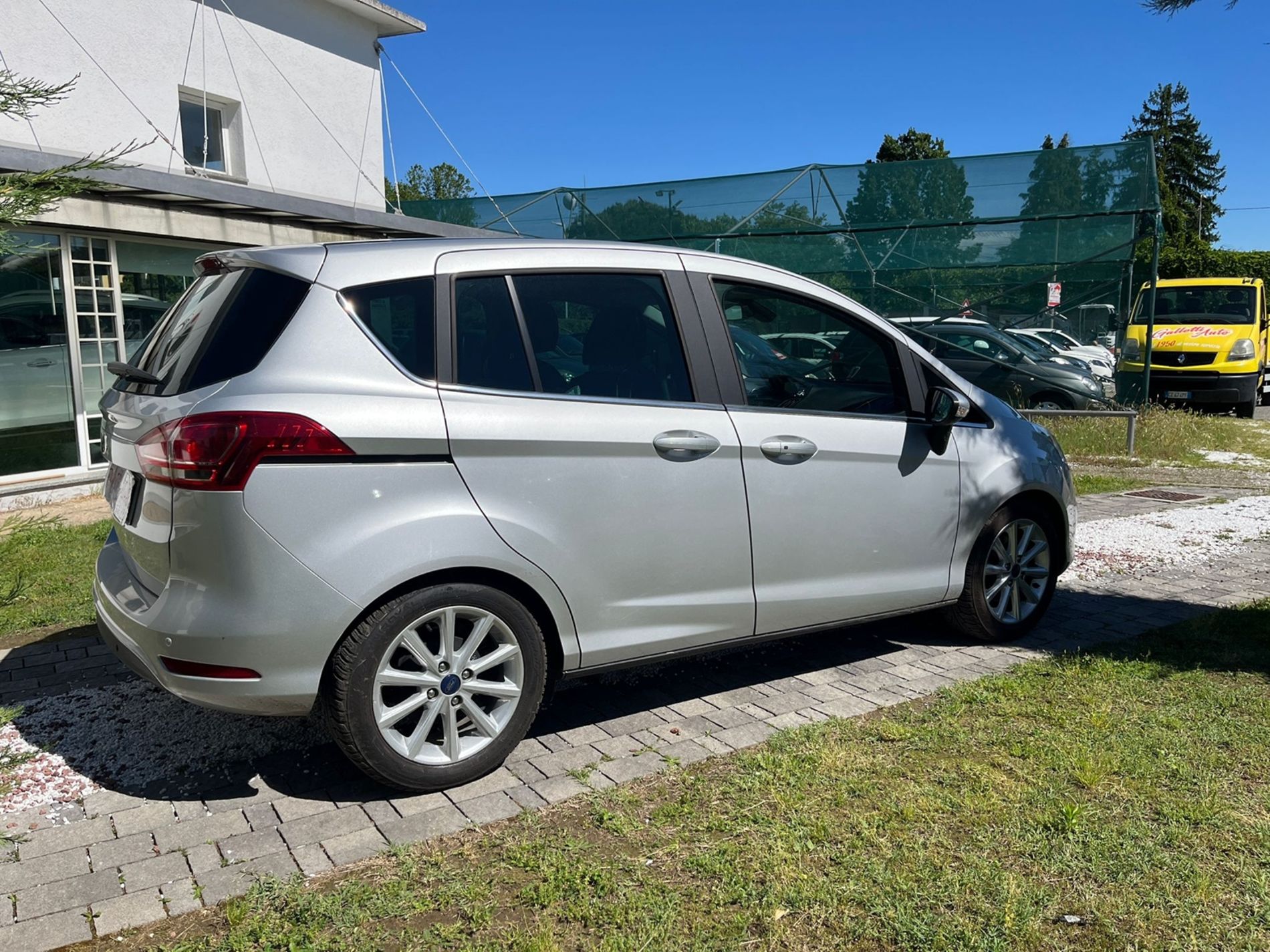  1.4 Titanium Gpl 90cv - SENZA VINCOLI DI FINANZIAMENTO - Gallotti Auto