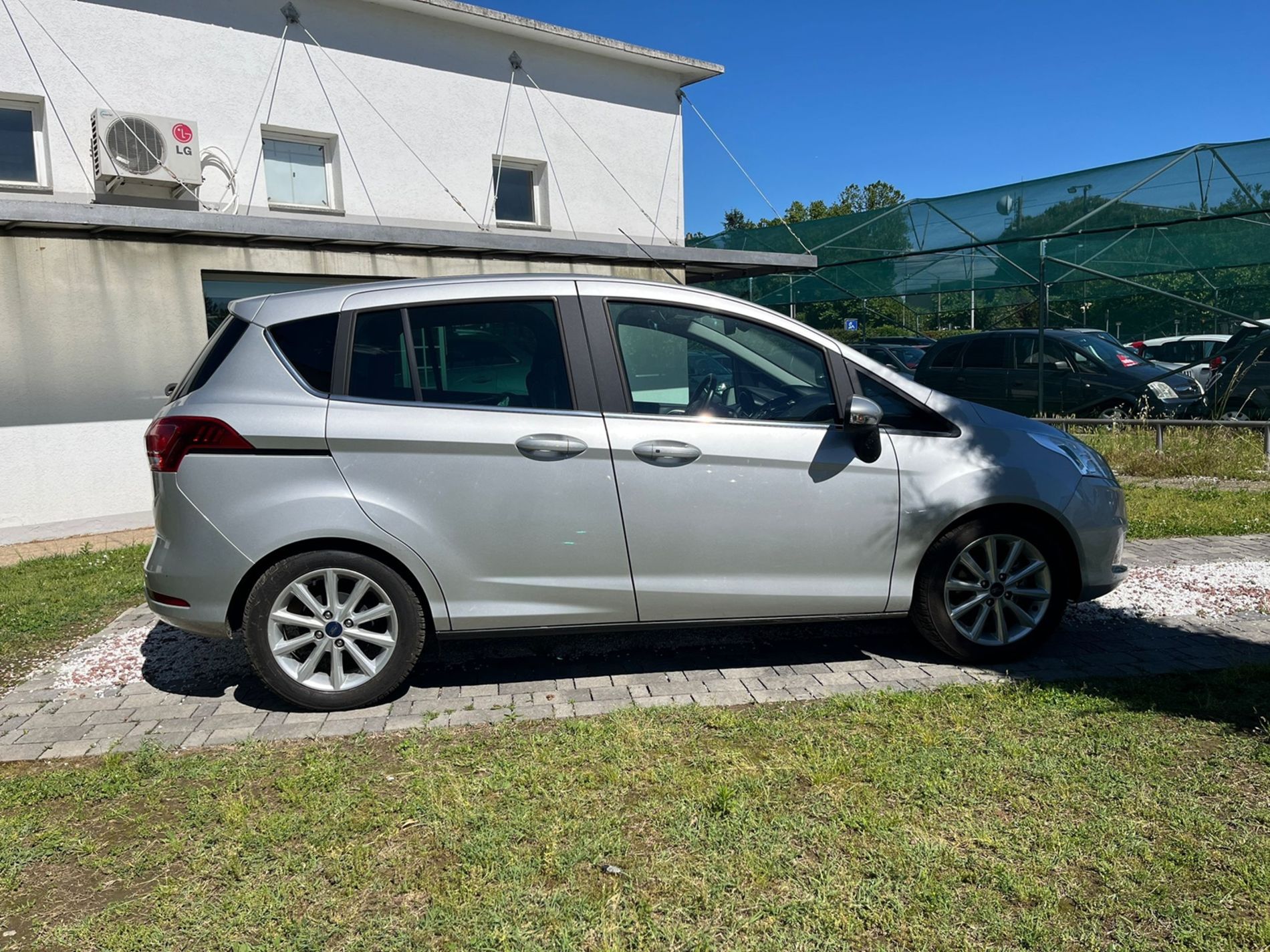  1.4 Titanium Gpl 90cv - SENZA VINCOLI DI FINANZIAMENTO - Gallotti Auto