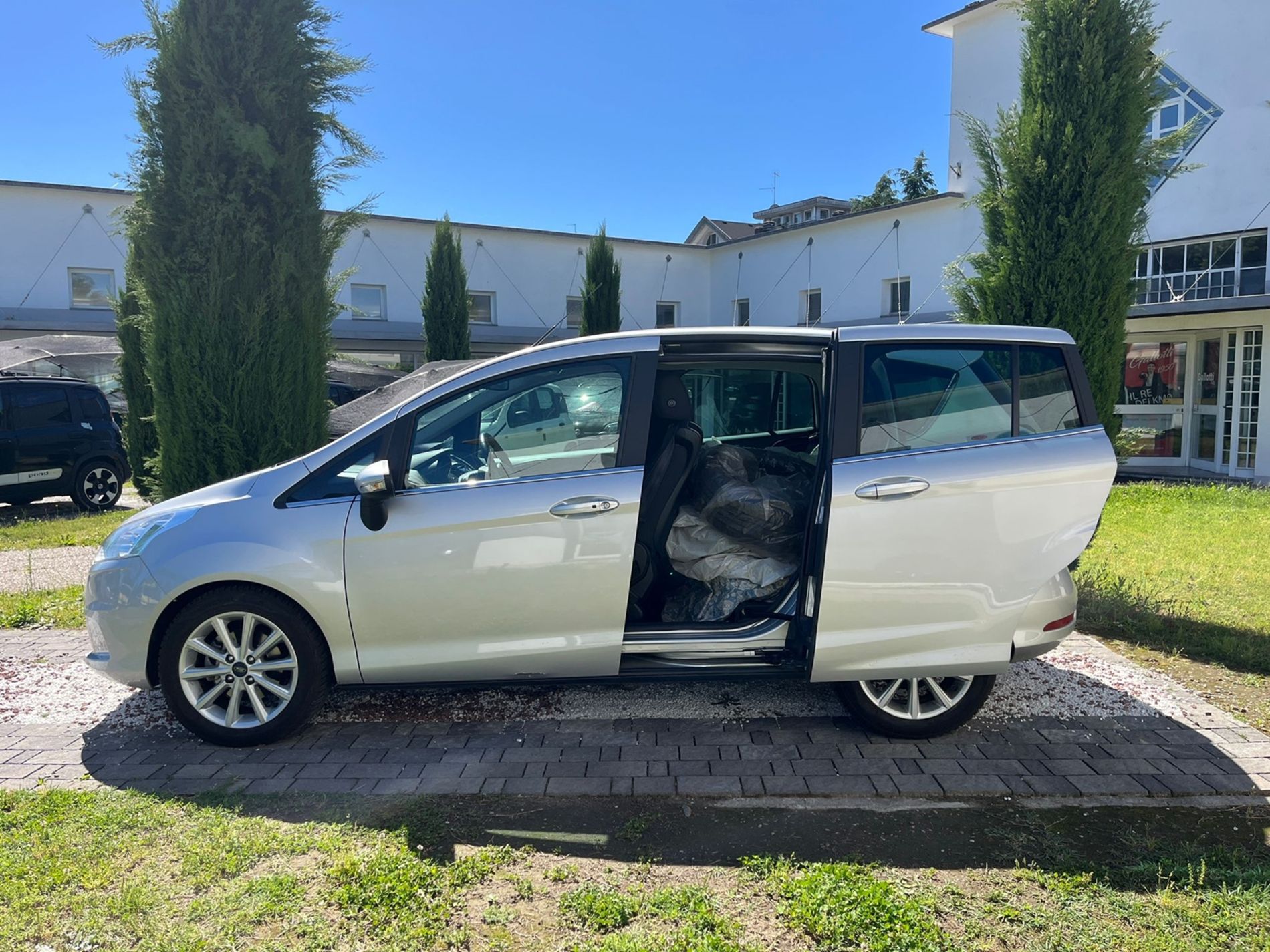  1.4 Titanium Gpl 90cv - SENZA VINCOLI DI FINANZIAMENTO - Gallotti Auto