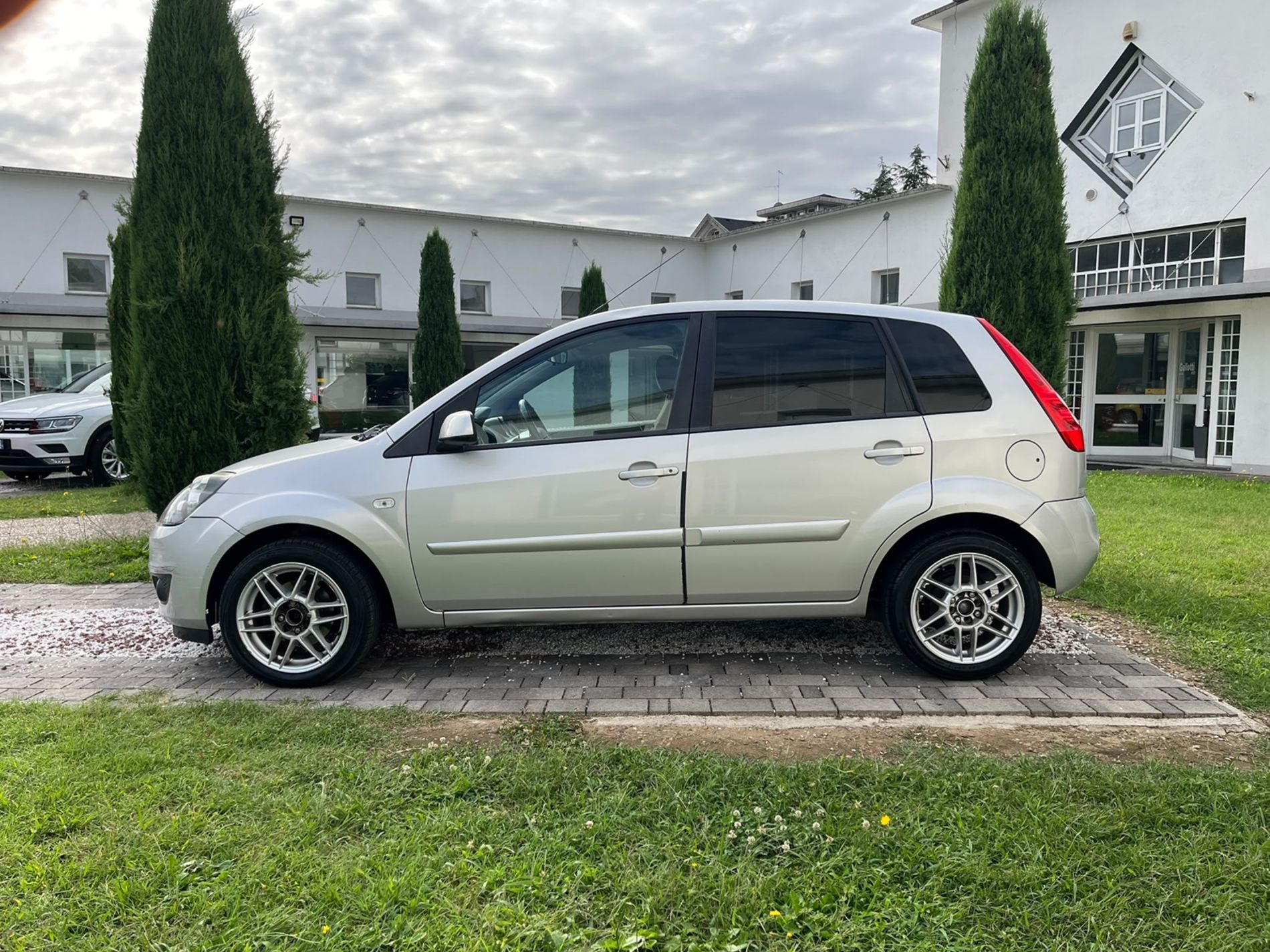 1.4 tdci Titanium 5p - RISERVATA A COMMERCIANTI D’AUTO - Gallotti Auto