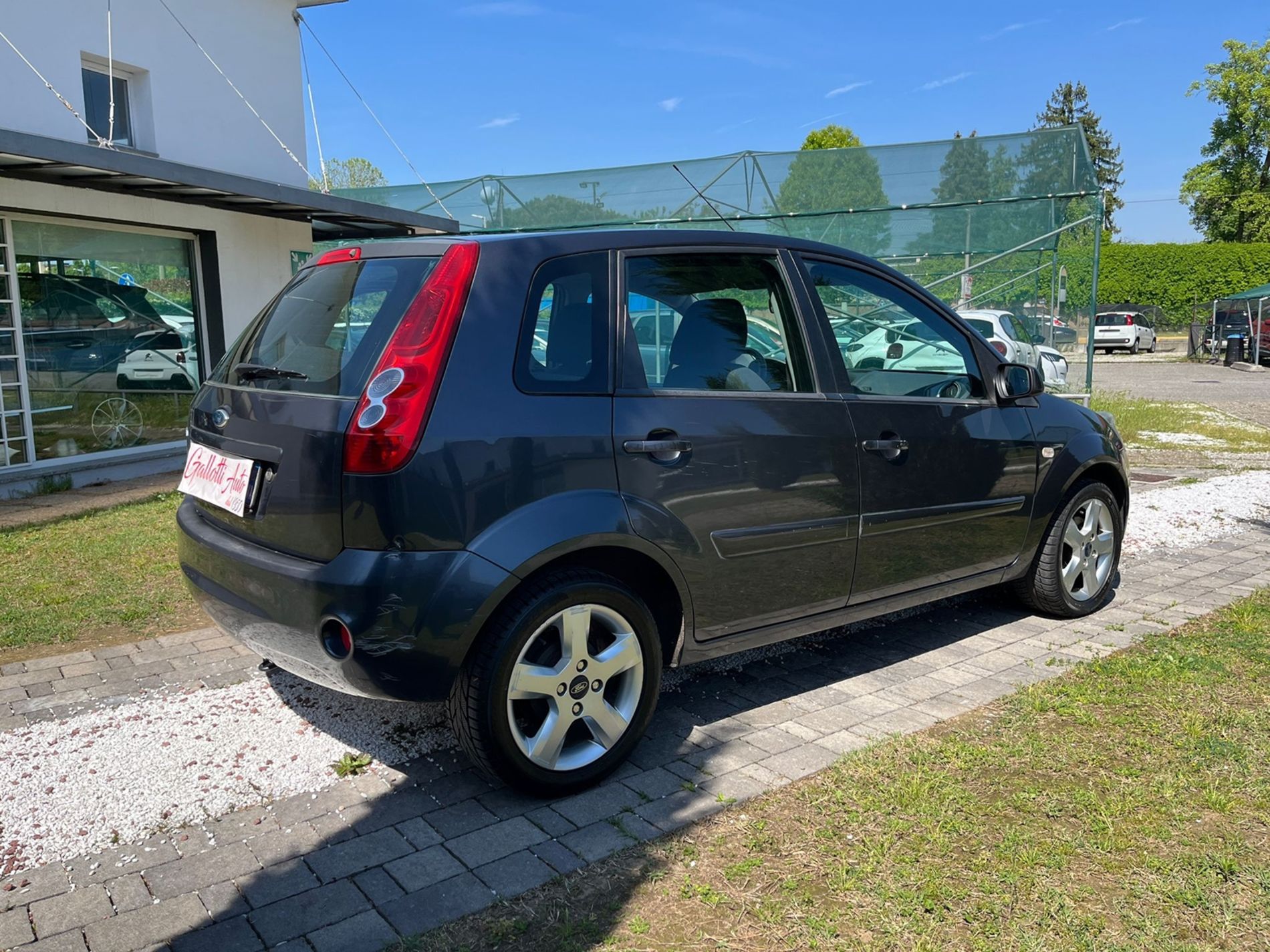 Titanium 5p 1.2 75cv -RISERVATA A COMMERCIANTI D’AUTO - Gallotti Auto