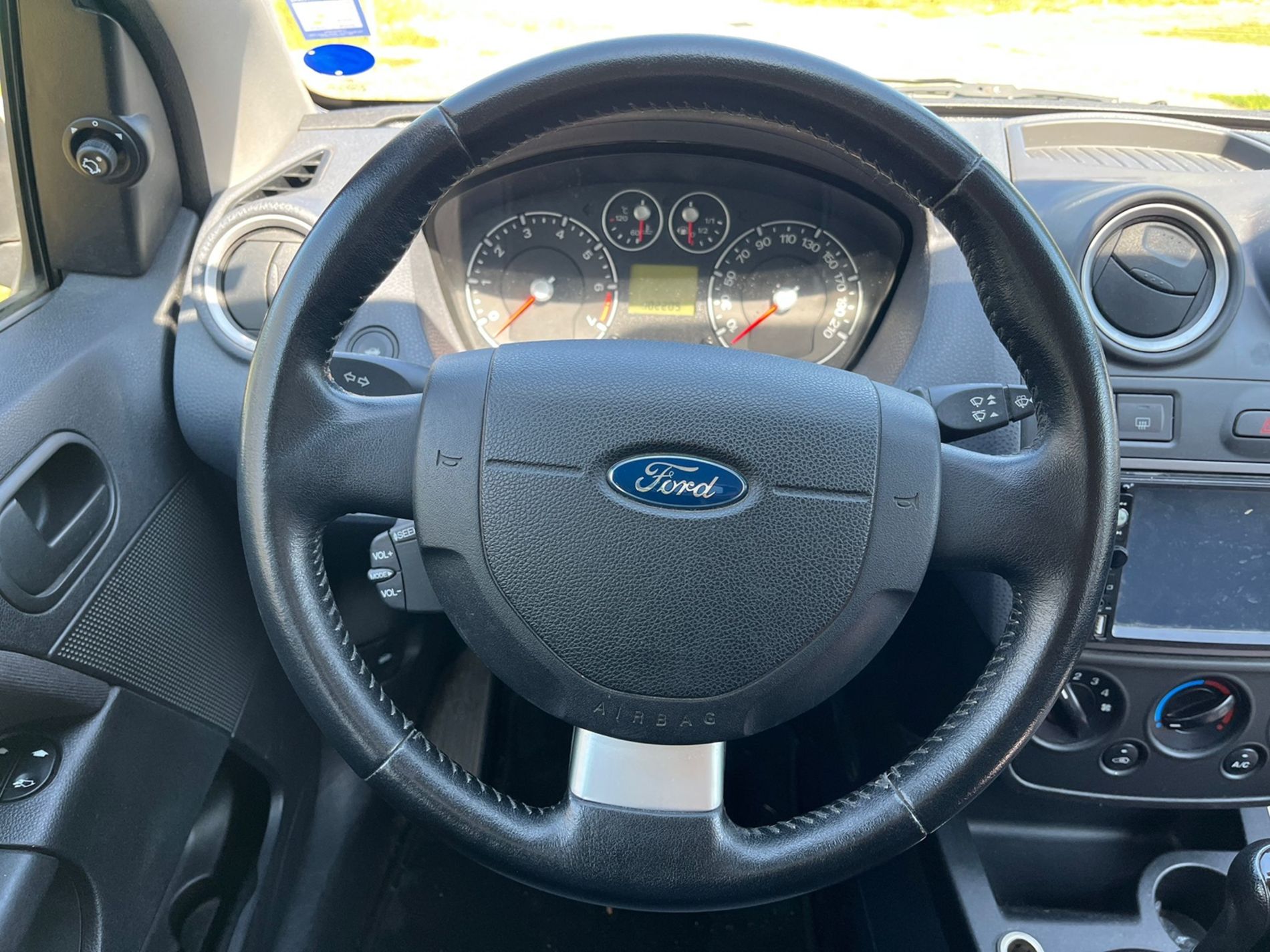 Titanium 5p 1.2 75cv -RISERVATA A COMMERCIANTI D’AUTO - Gallotti Auto