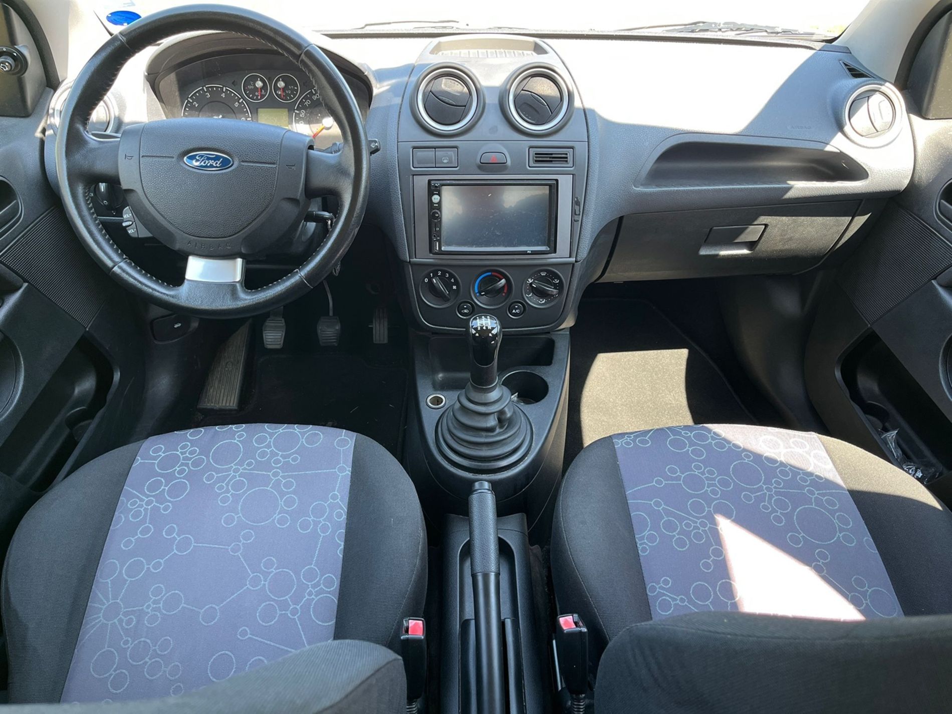 Titanium 5p 1.2 75cv -RISERVATA A COMMERCIANTI D’AUTO - Gallotti Auto