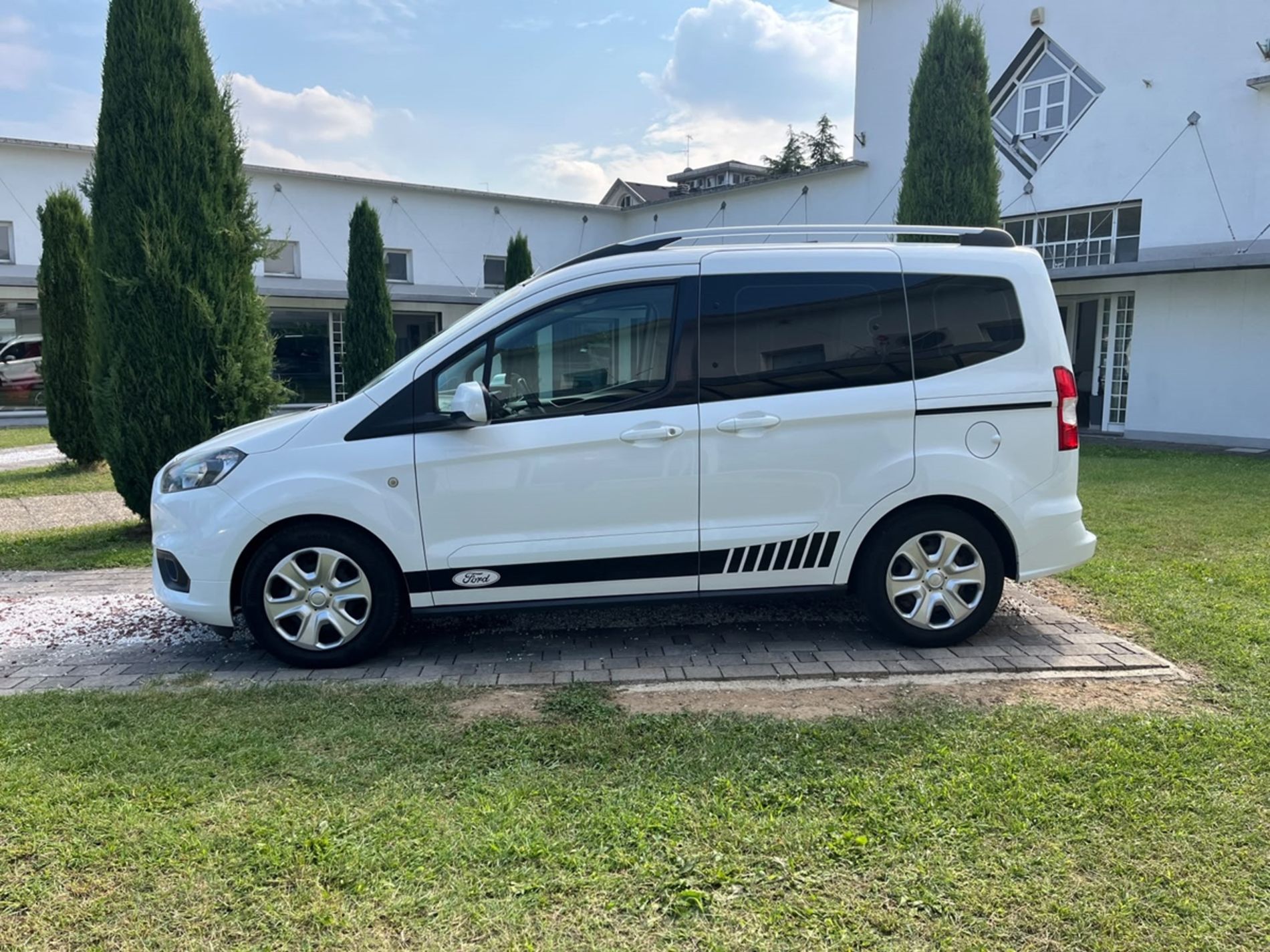 Courier 1.5 tdci 75cv E6 - SENZA VINCOLI DI FINANZIAMENTO - Gallotti Auto