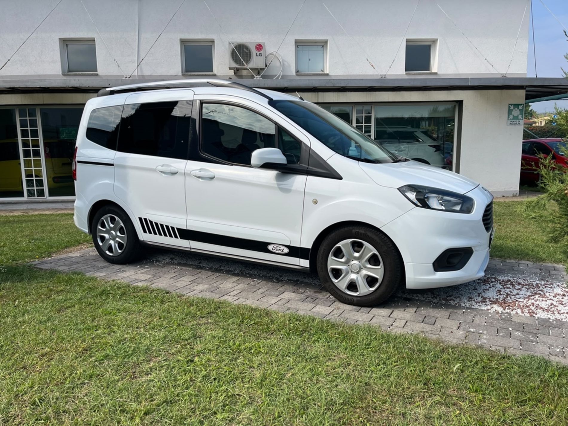 Courier 1.5 tdci 75cv E6 - SENZA VINCOLI DI FINANZIAMENTO - Gallotti Auto