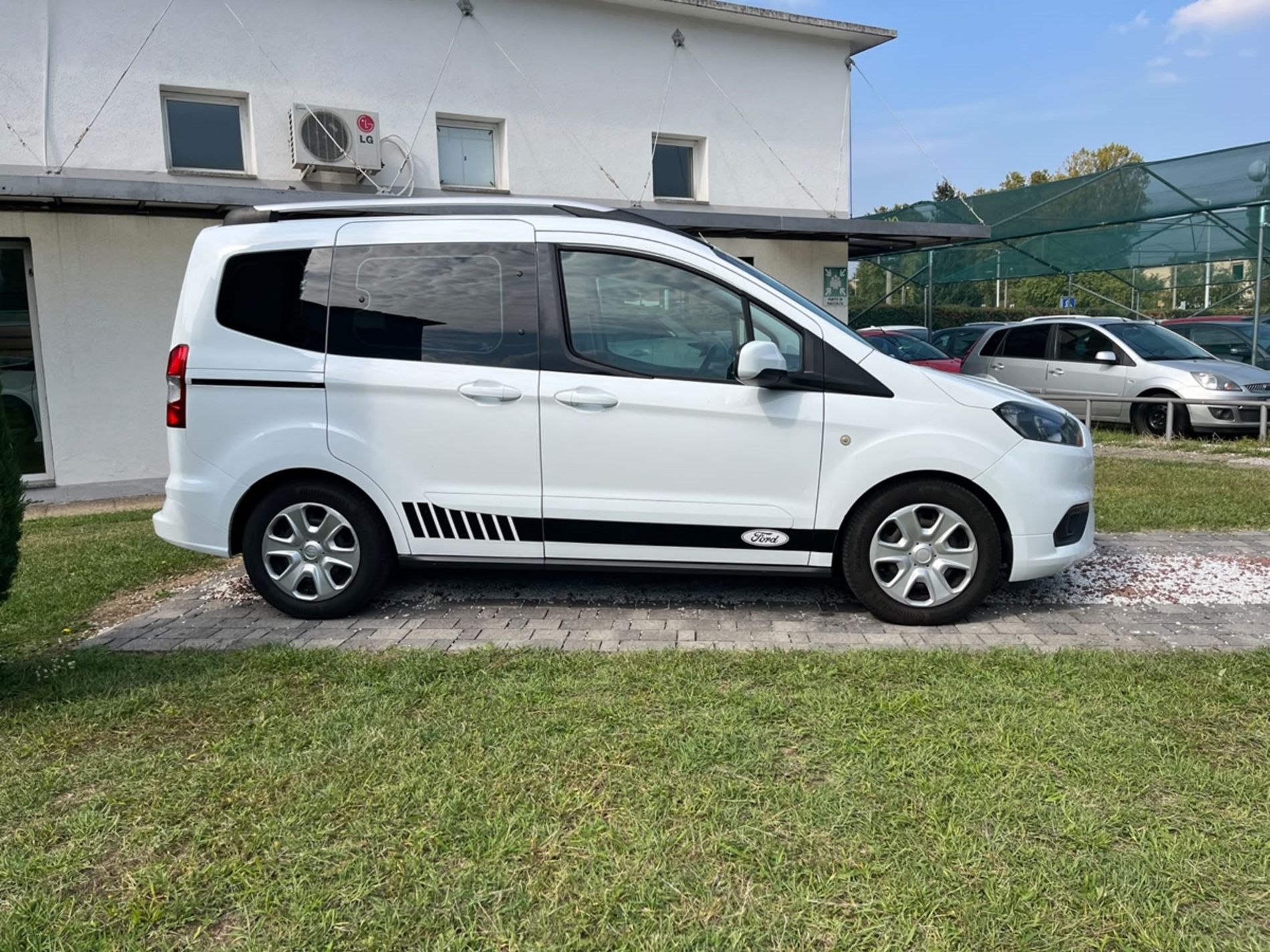 Courier 1.5 tdci 75cv E6 - SENZA VINCOLI DI FINANZIAMENTO - Gallotti Auto