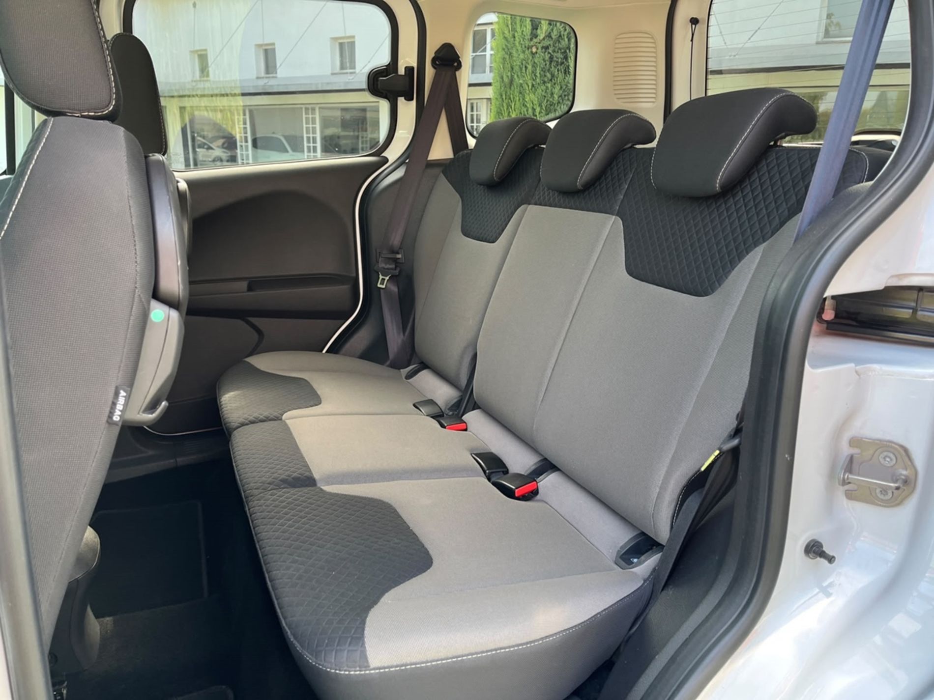 Courier 1.5 tdci 75cv E6 - SENZA VINCOLI DI FINANZIAMENTO - Gallotti Auto