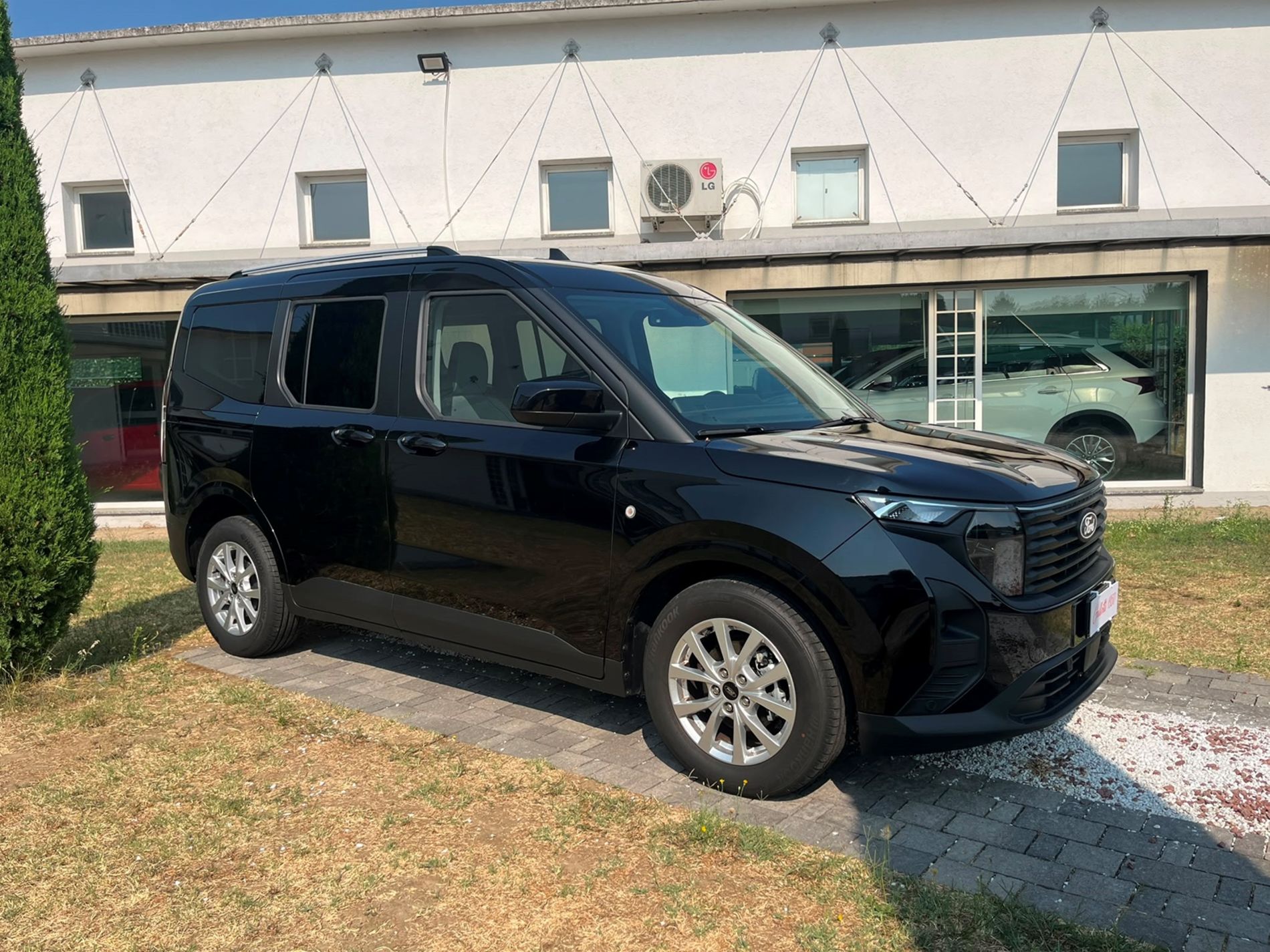 Courier II 1.0 ecoboost 125cv Titanium - SENZA VINCOLI DI FINANZIAMENTO - Gallotti Auto