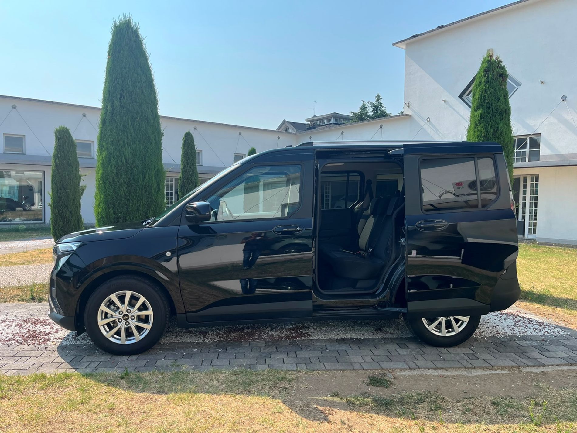  Courier II 1.0 ecoboost 125cv Titanium - SENZA VINCOLI DI FINANZIAMENTO - Gallotti Auto