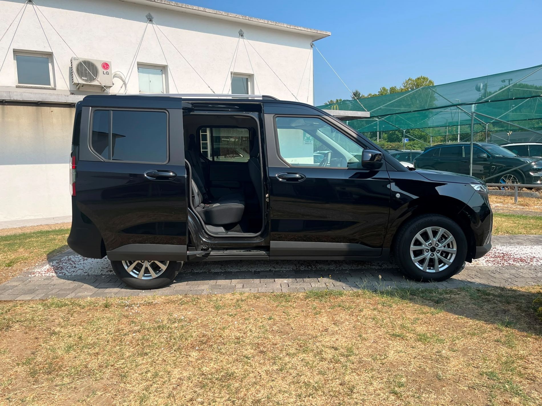  Courier II 1.0 ecoboost 125cv Titanium - SENZA VINCOLI DI FINANZIAMENTO - Gallotti Auto