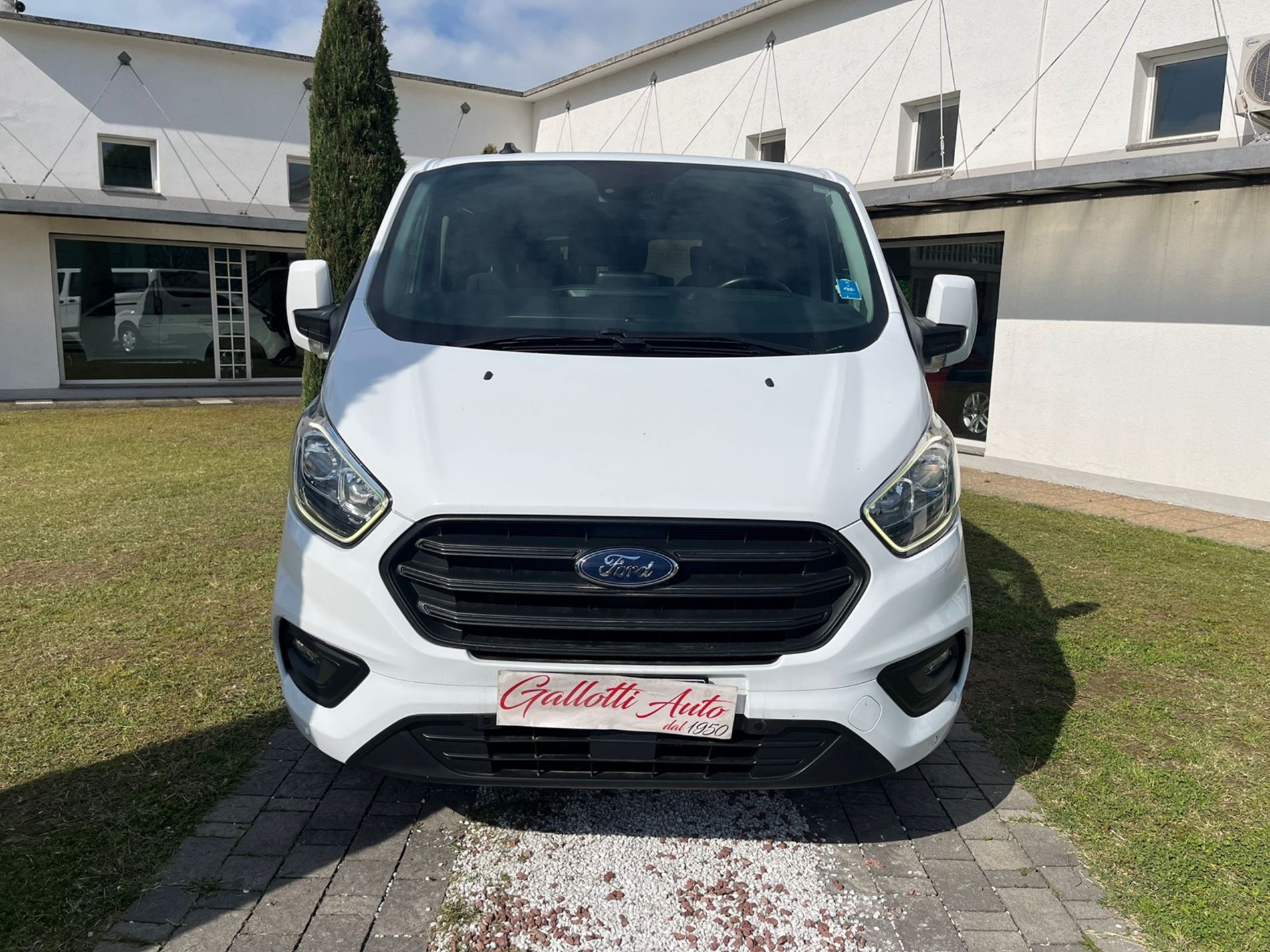 Custom Trend 9 posti 2.0 diesel 130cv - PIù IVA - SENZA VINCOLI DI FINANZIAMENTO - Gallotti Auto