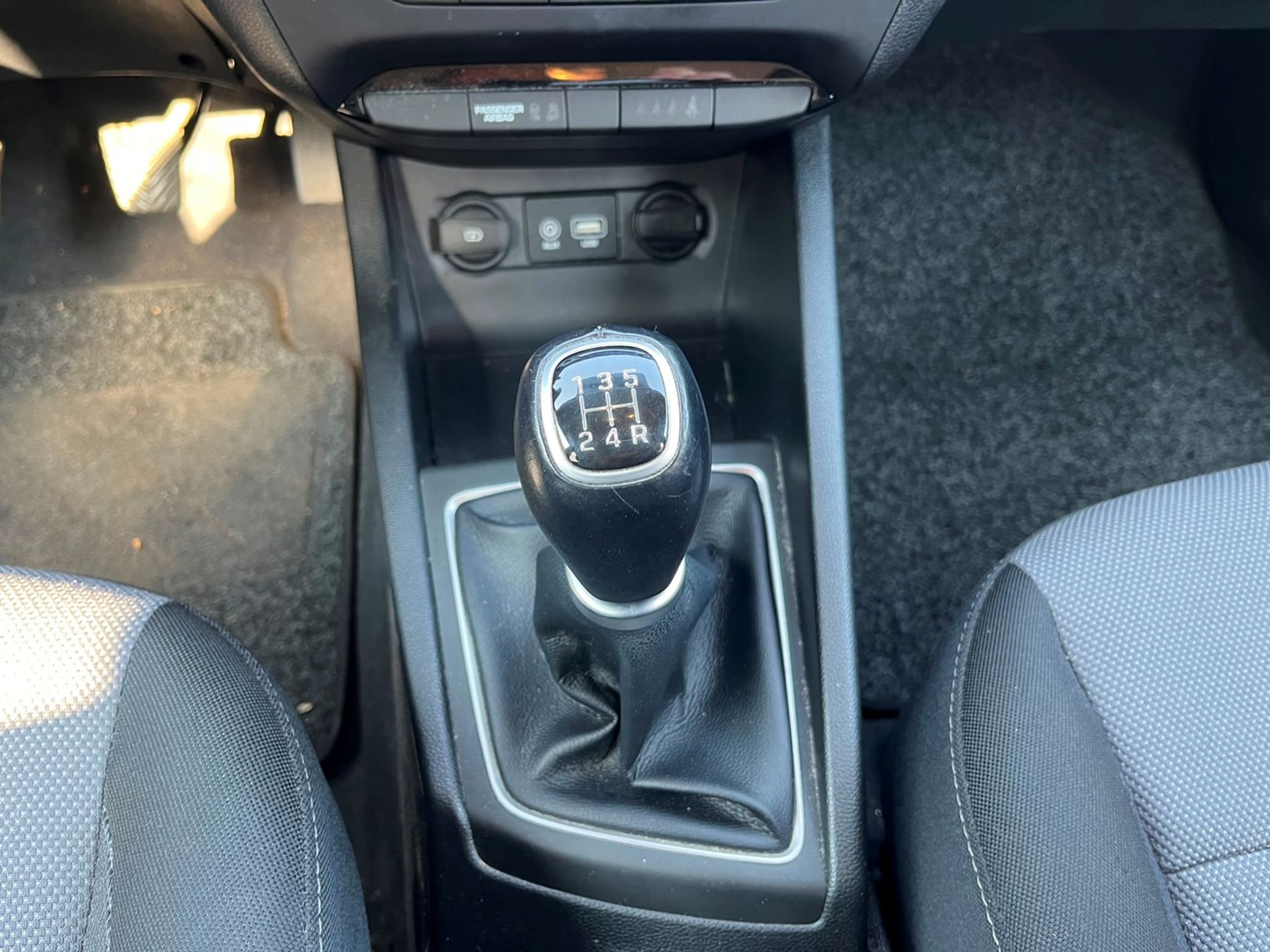 Hyundai i20 1.2 mpi Connectline 75cv - SENZA VINCOLI DI FINANZIAMENTO - Gallotti Auto
