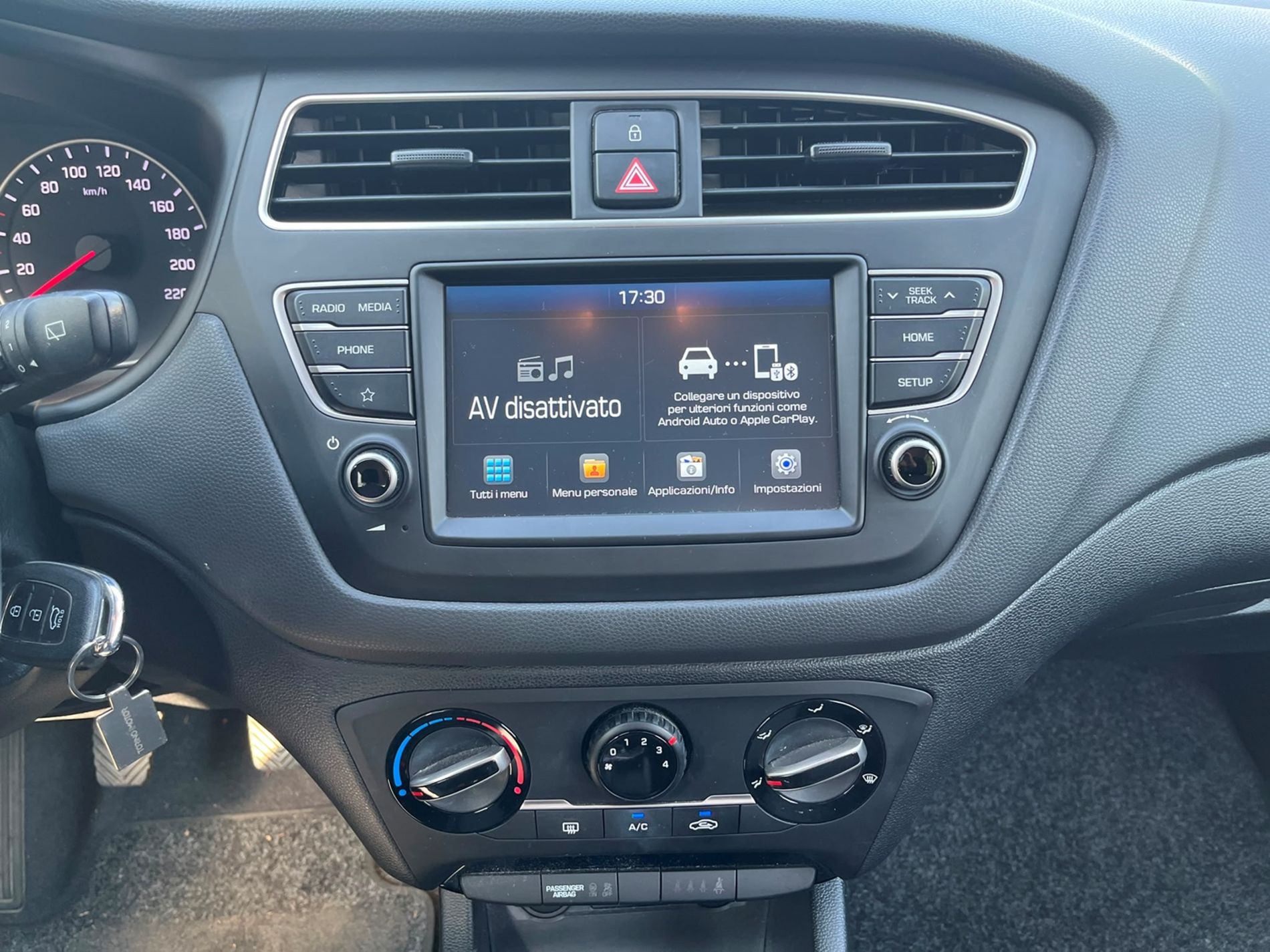 Hyundai i20 1.2 mpi Connectline 75cv - SENZA VINCOLI DI FINANZIAMENTO - Gallotti Auto