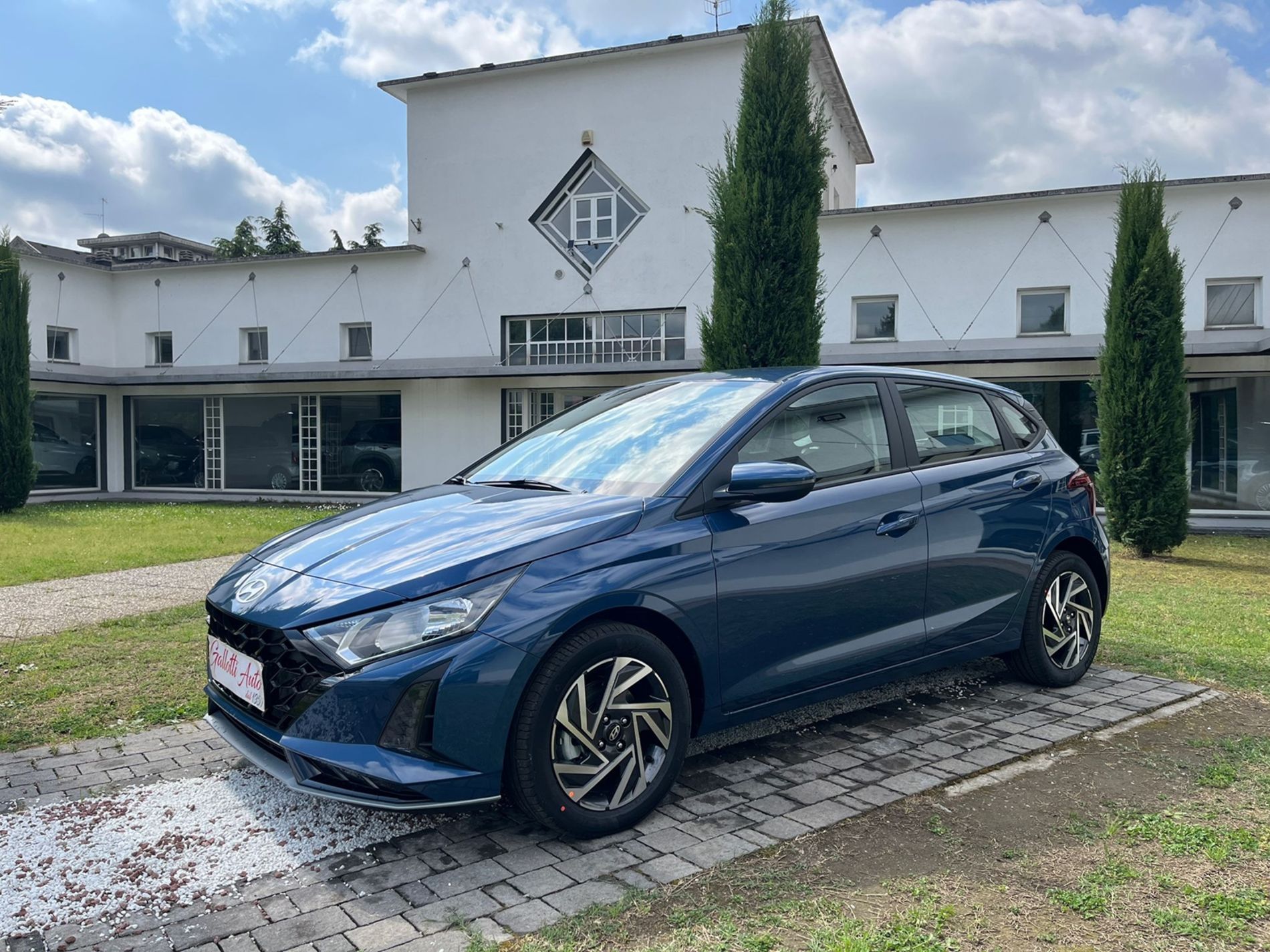Connectline 1.0 t-gdi 100cv mt  - SENZA VINCOLI DI FINANZIAMENTO - Gallotti Auto