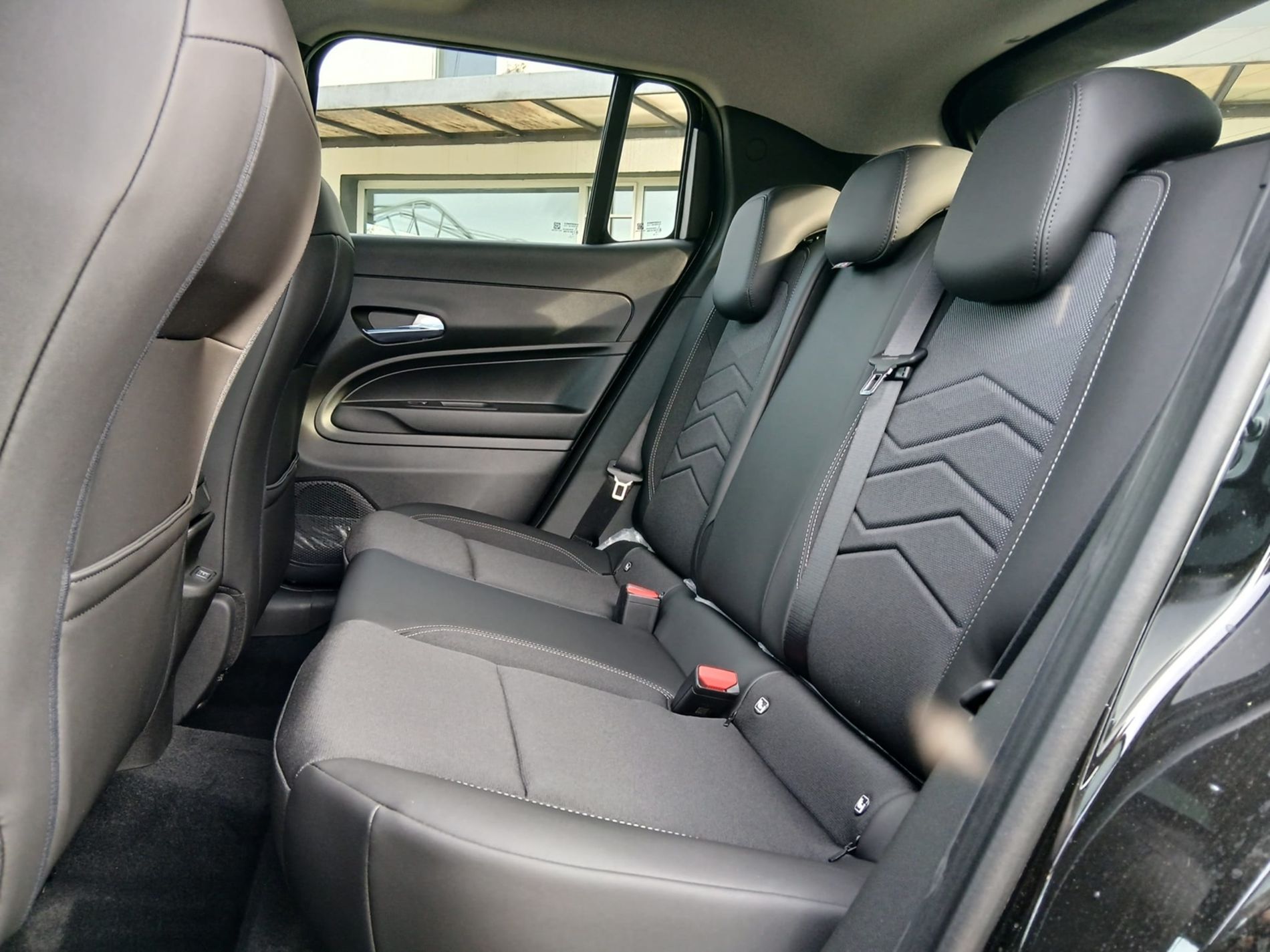 Jeep Avenger 1.2 turbo e-hybrid Summit fwd 110cv edct6   - Gallotti Auto