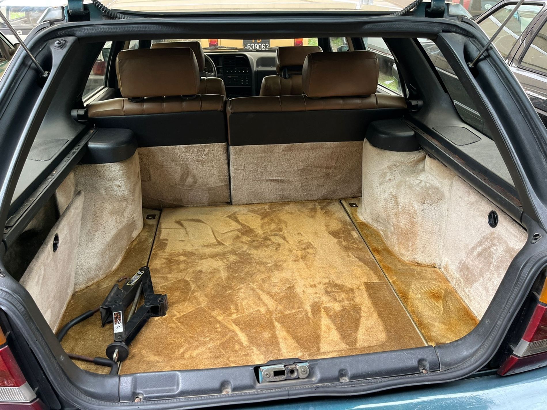 LANCIA THEMA  - Gallotti Auto