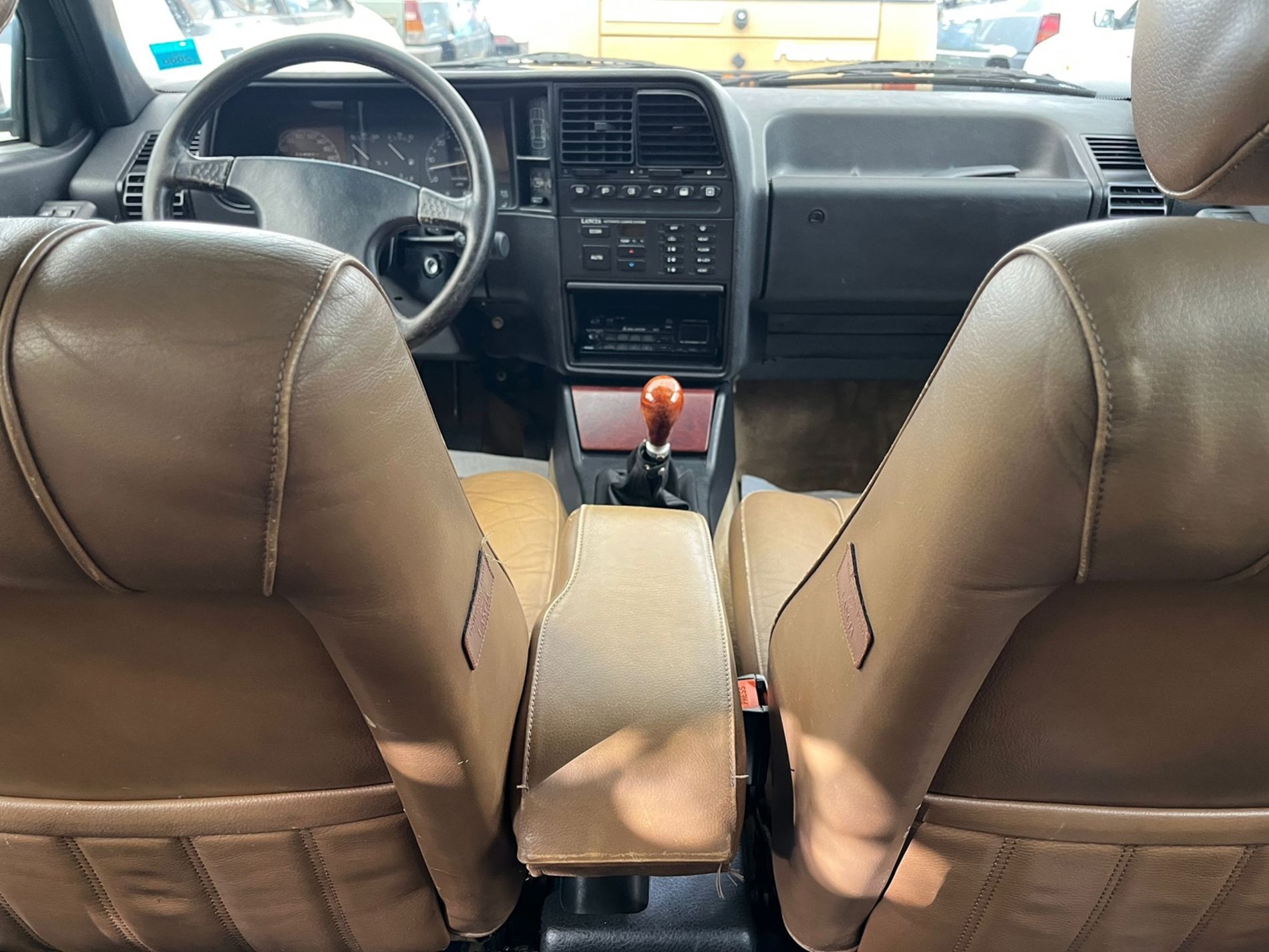 LANCIA THEMA  - Gallotti Auto