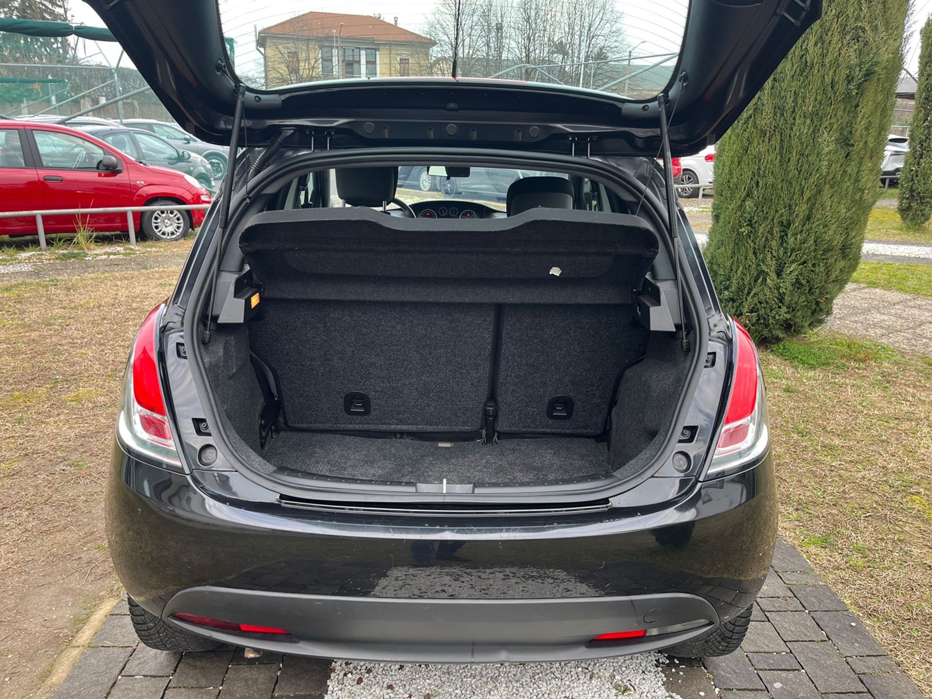 1.2 8v 69cv -RISERVATA A COMMERCIANTI D’AUTO - Gallotti Auto