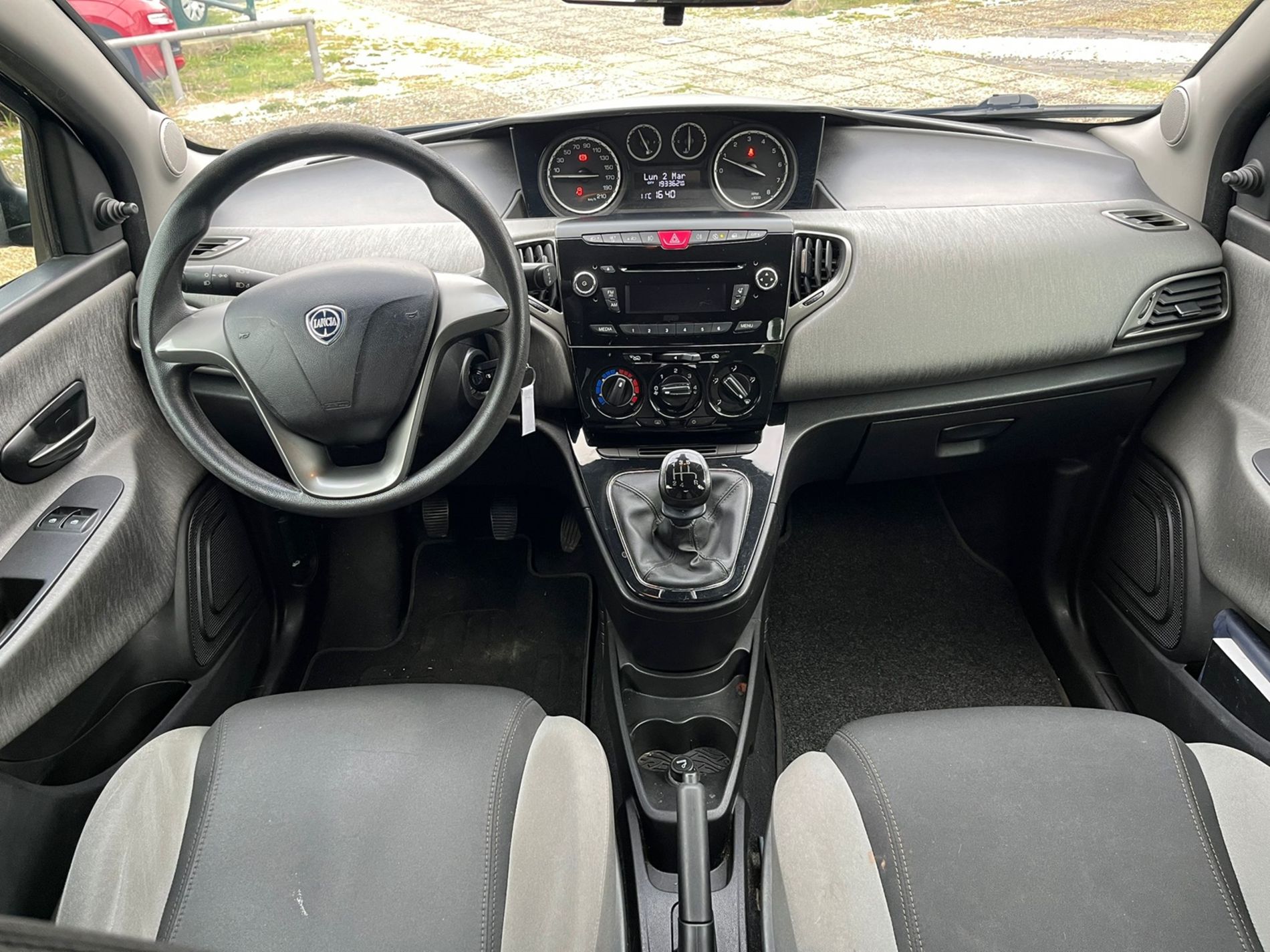 1.2 8v 69cv -RISERVATA A COMMERCIANTI D’AUTO - Gallotti Auto