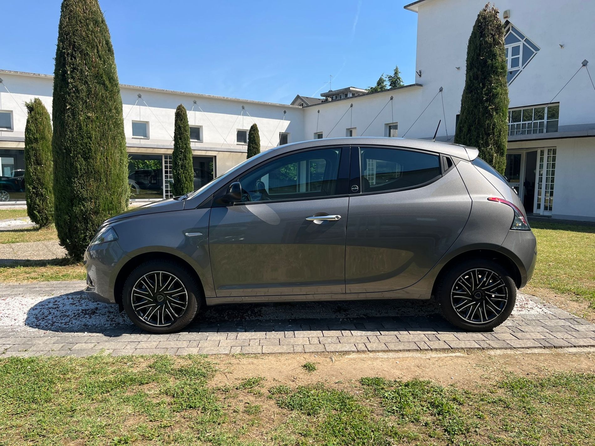 1.0 firefly hybrid Gold s&s 70cv - SENZA VINCOLI DI FINANZIAMENTO - Gallotti Auto