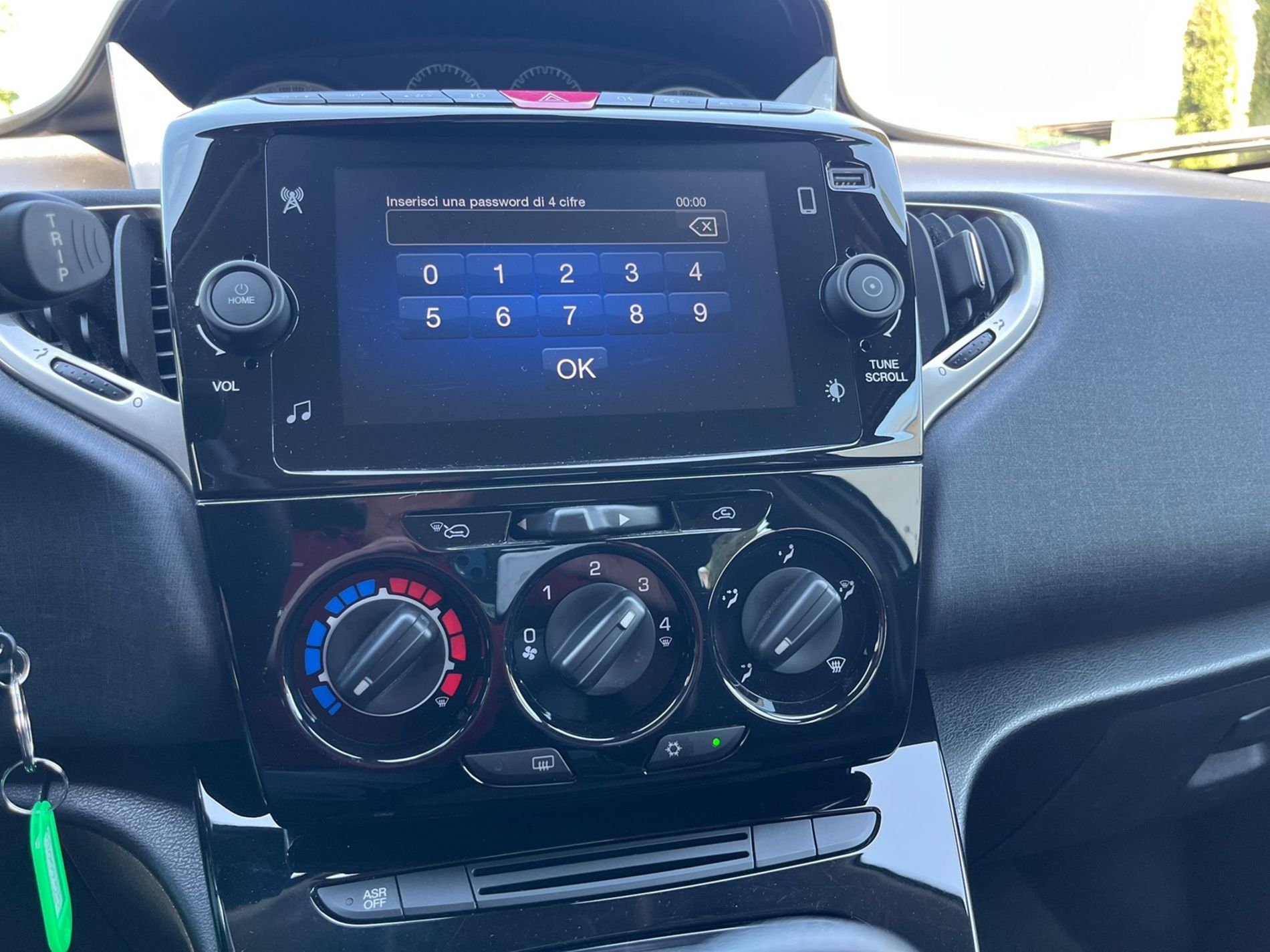 1.0 firefly hybrid Gold s&s 70cv - SENZA VINCOLI DI FINANZIAMENTO - Gallotti Auto