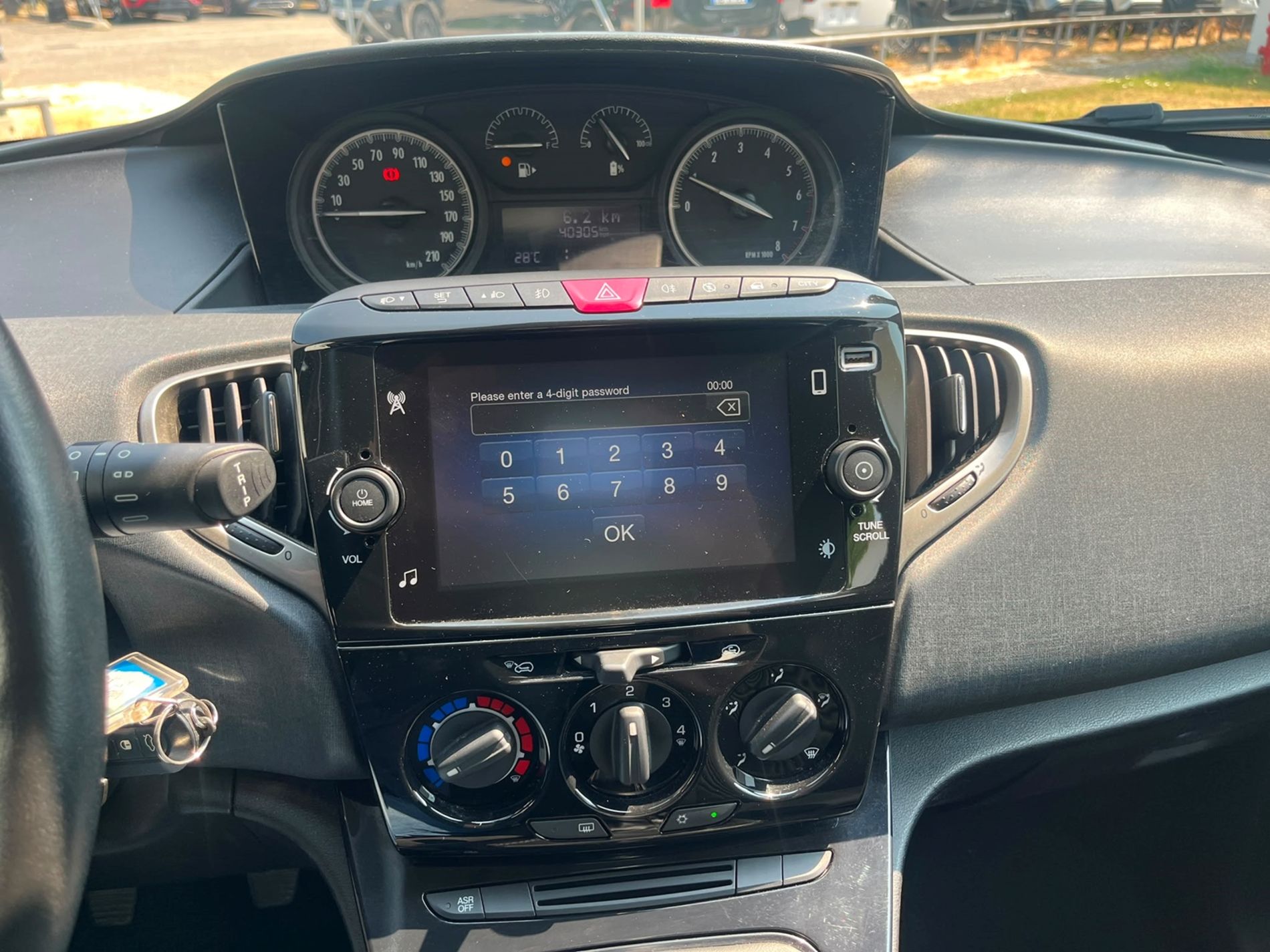 1.0 firefly hybrid Gold s&s 70cv - SENZA VINCOLI DI FINANZIAMENTO - Gallotti Auto
