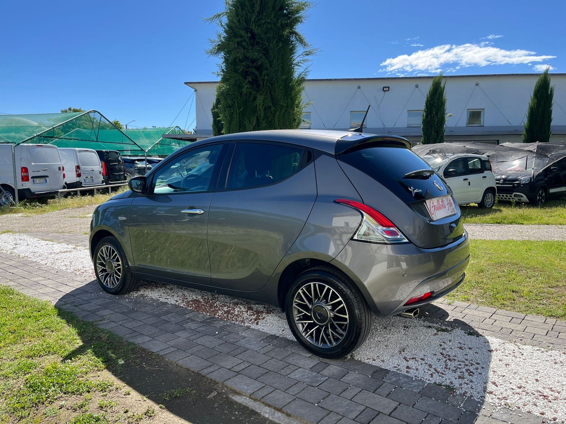  1.0 firefly hybrid Gold s&s 70cv - SENZA VINCOLI DI FINANZIAMENTO - Gallotti Auto