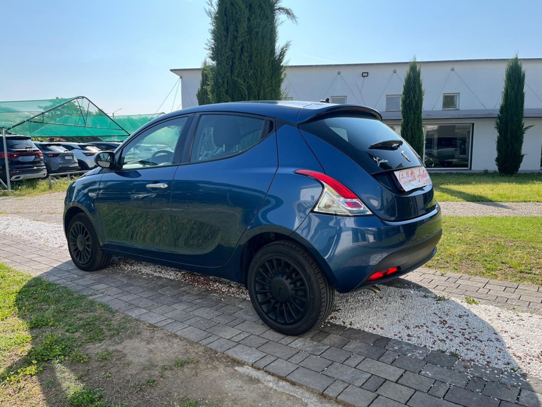 Lancia Ypsilon 1.0 firefly hybrid Silver s&s 70cv   - Gallotti Auto