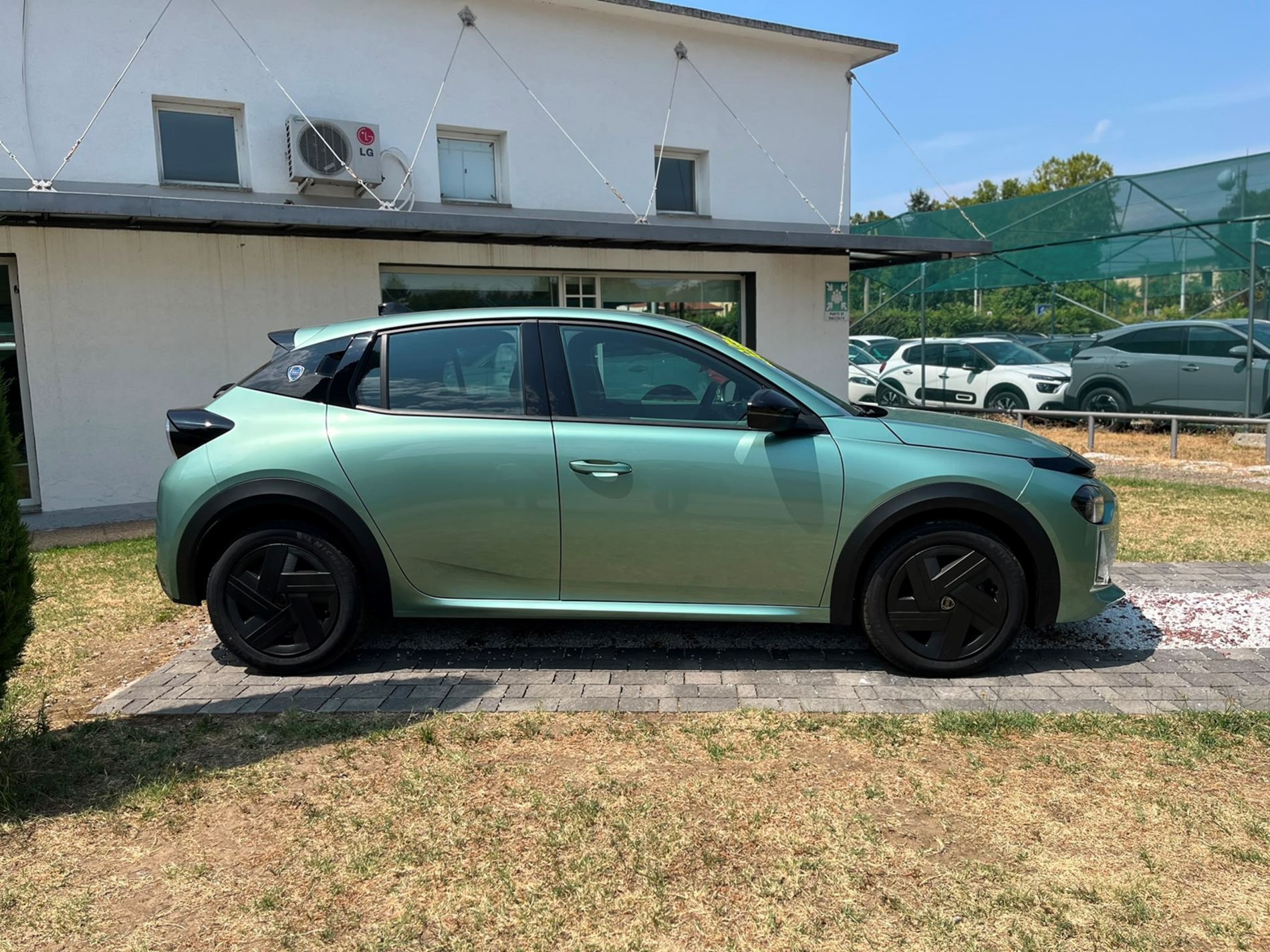  1.2 Hybrid 100cv - SENZA VINCOLI DI FINANZIAMENTO - Gallotti Auto