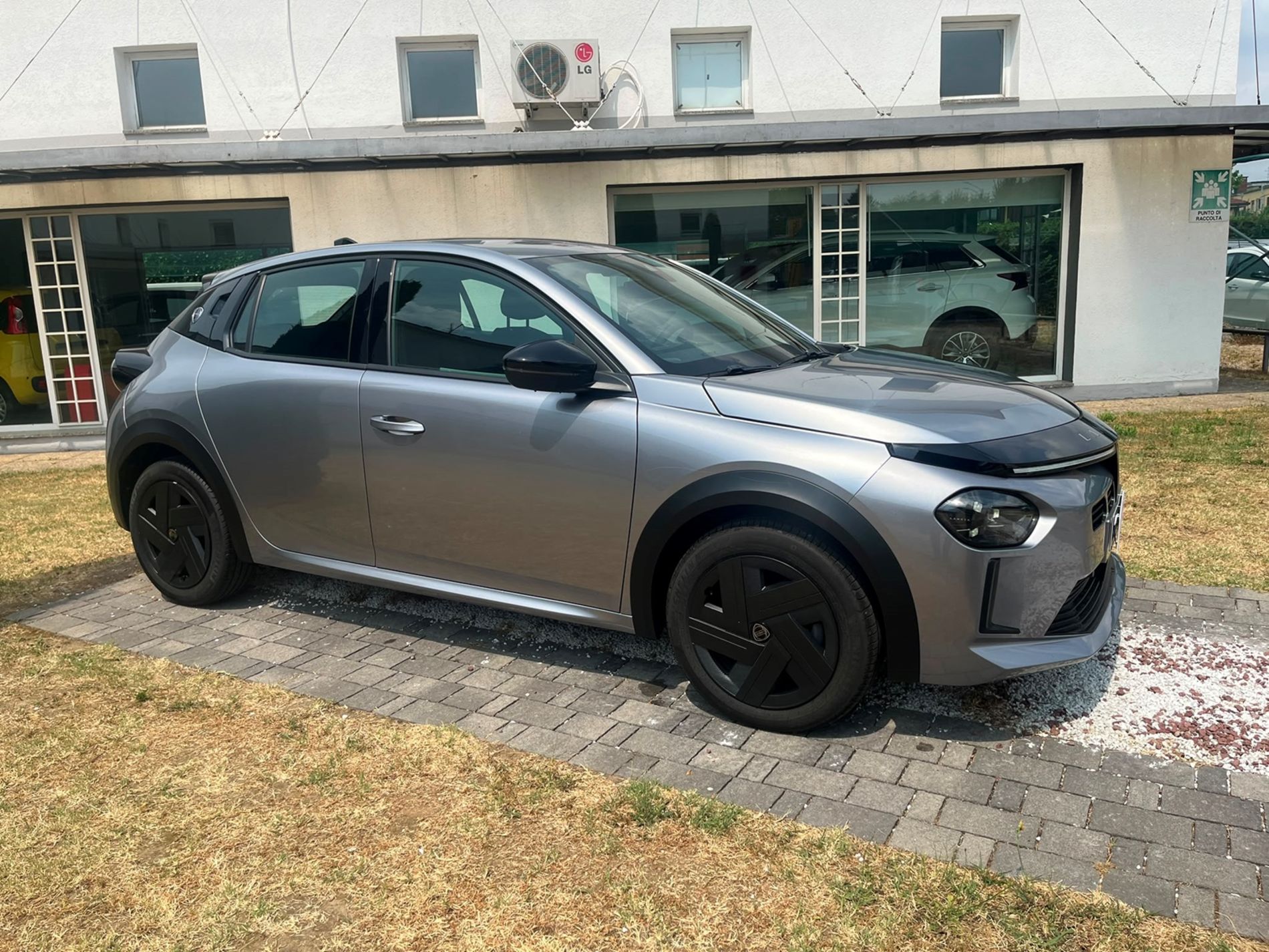  1.2 mhev 100CV e-dct - SENZA VINCOLI DI FINANZIAMENTO - Gallotti Auto