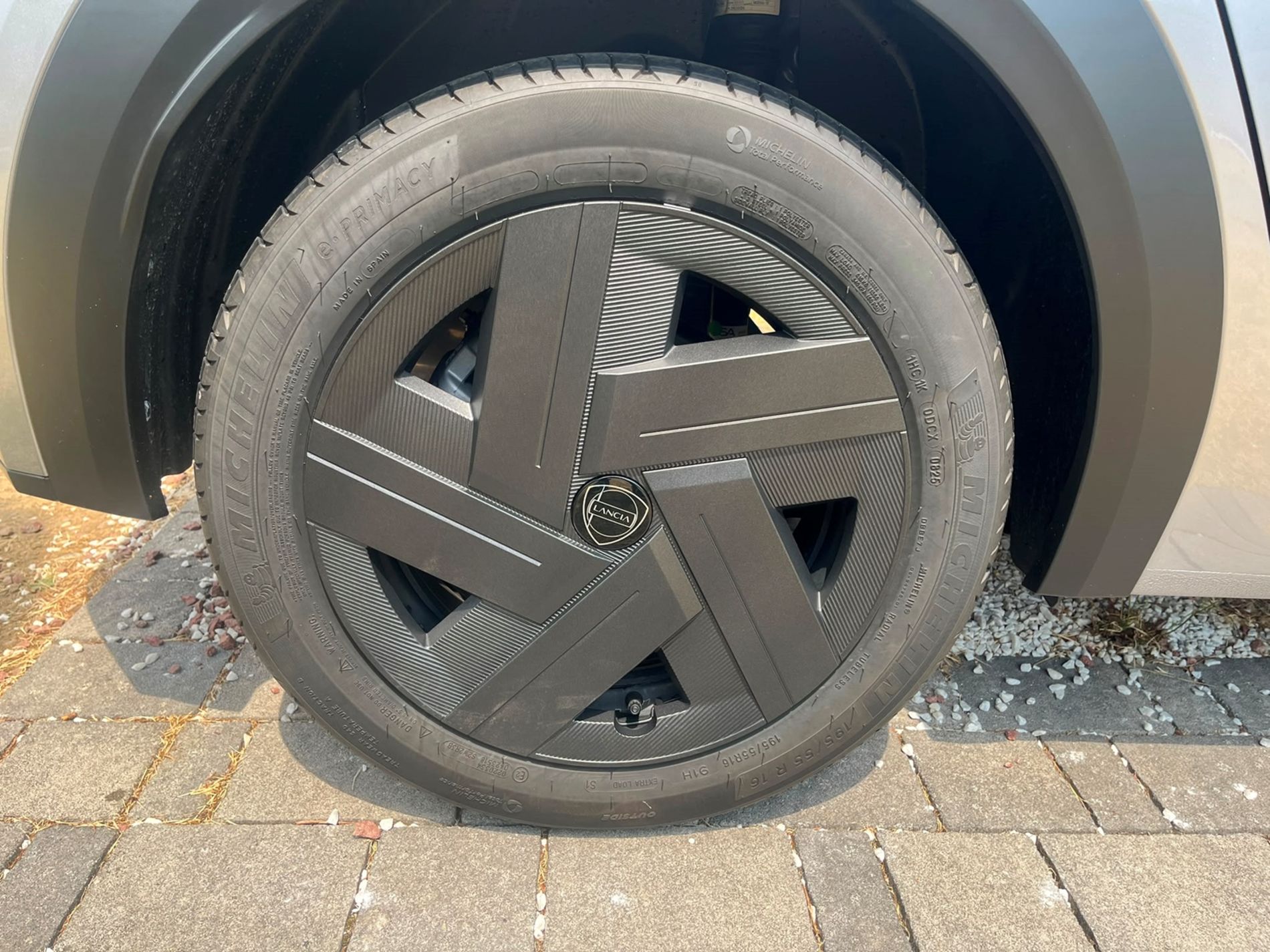  1.2 mhev 100CV e-dct - SENZA VINCOLI DI FINANZIAMENTO - Gallotti Auto