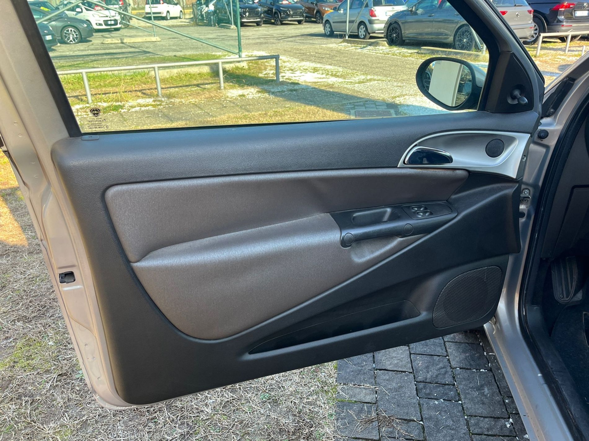 1.2 60 CV - RISERVATA A COMMERCIANTI D’AUTO - Gallotti Auto