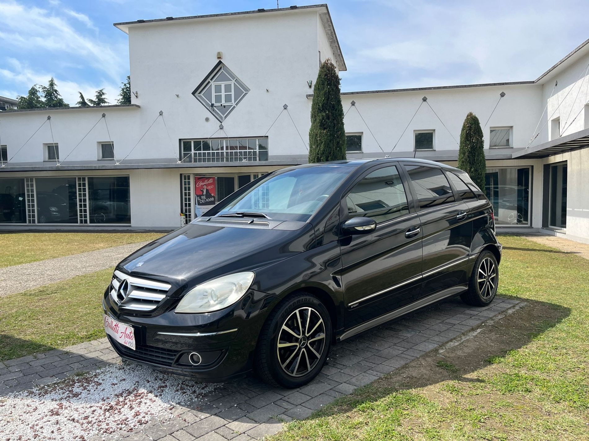 170 - RISERVATA A COMMERCIANTI D’AUTO - Gallotti Auto