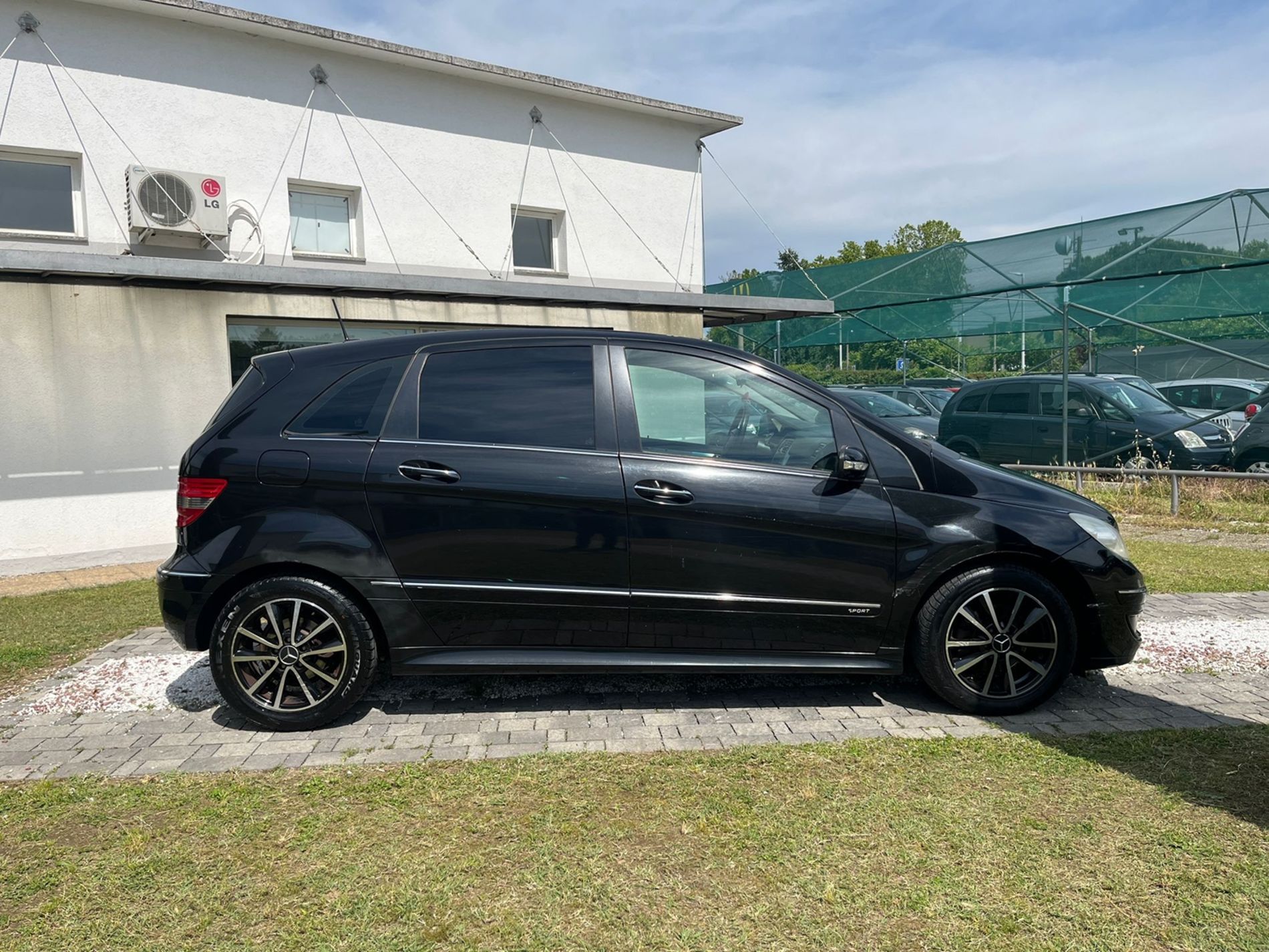 170 - RISERVATA A COMMERCIANTI D’AUTO - Gallotti Auto