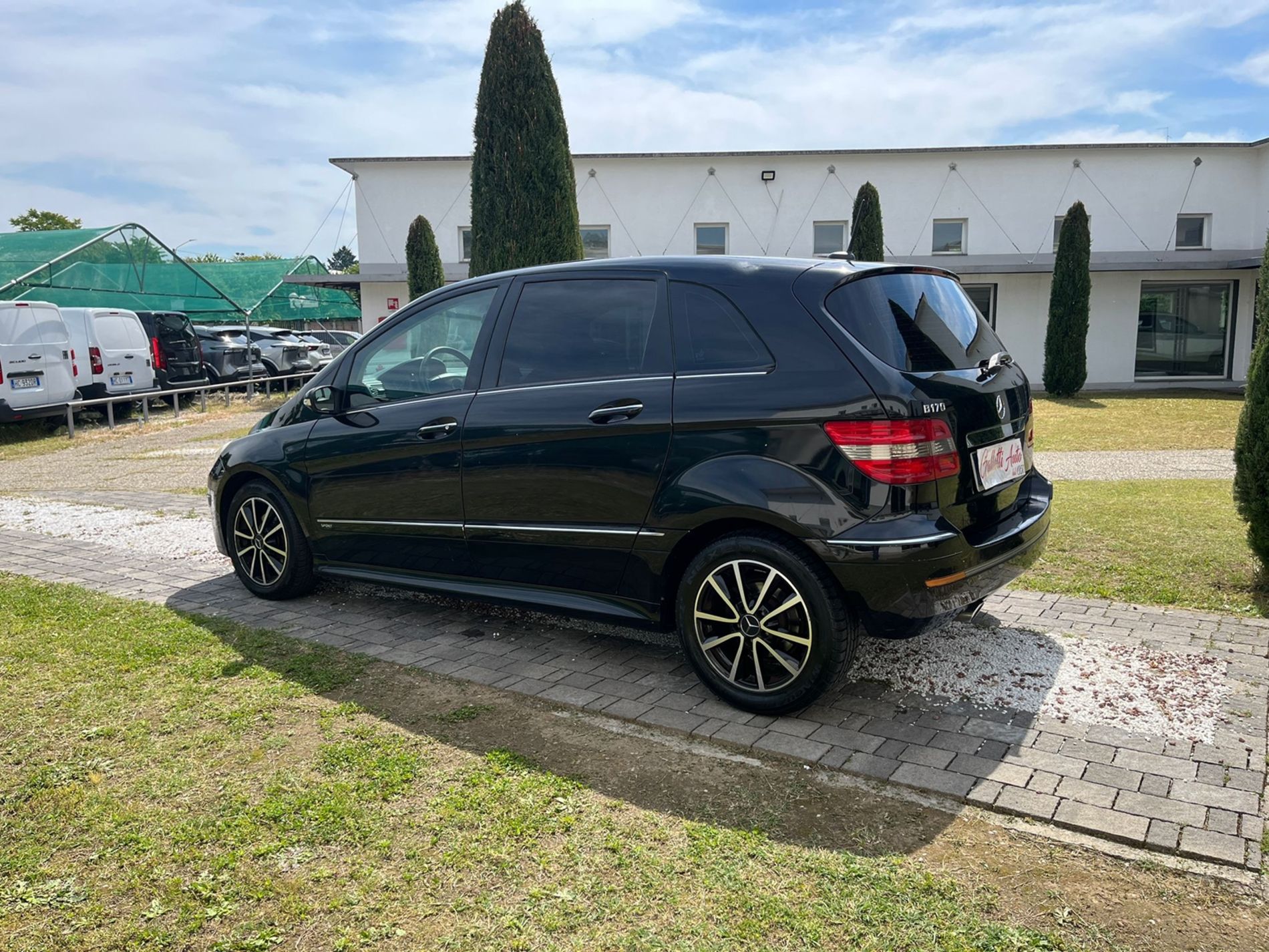 170 - RISERVATA A COMMERCIANTI D’AUTO - Gallotti Auto
