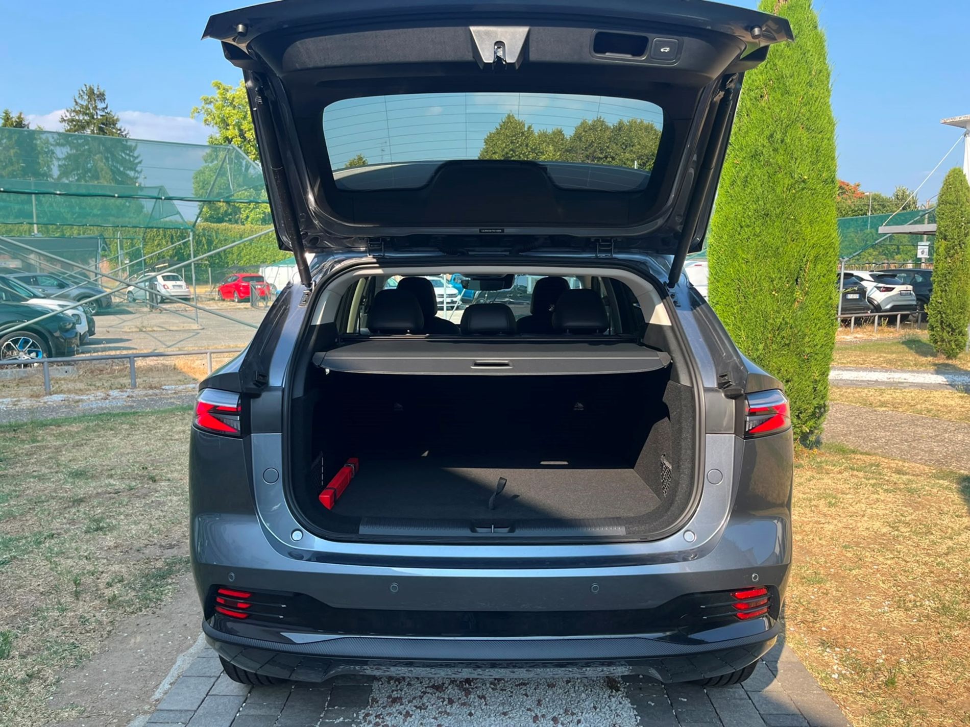 Luxury 1.5 hybrid dct 2wd - SENZA VINCOLI DI FINANZIAMENTO - Gallotti Auto