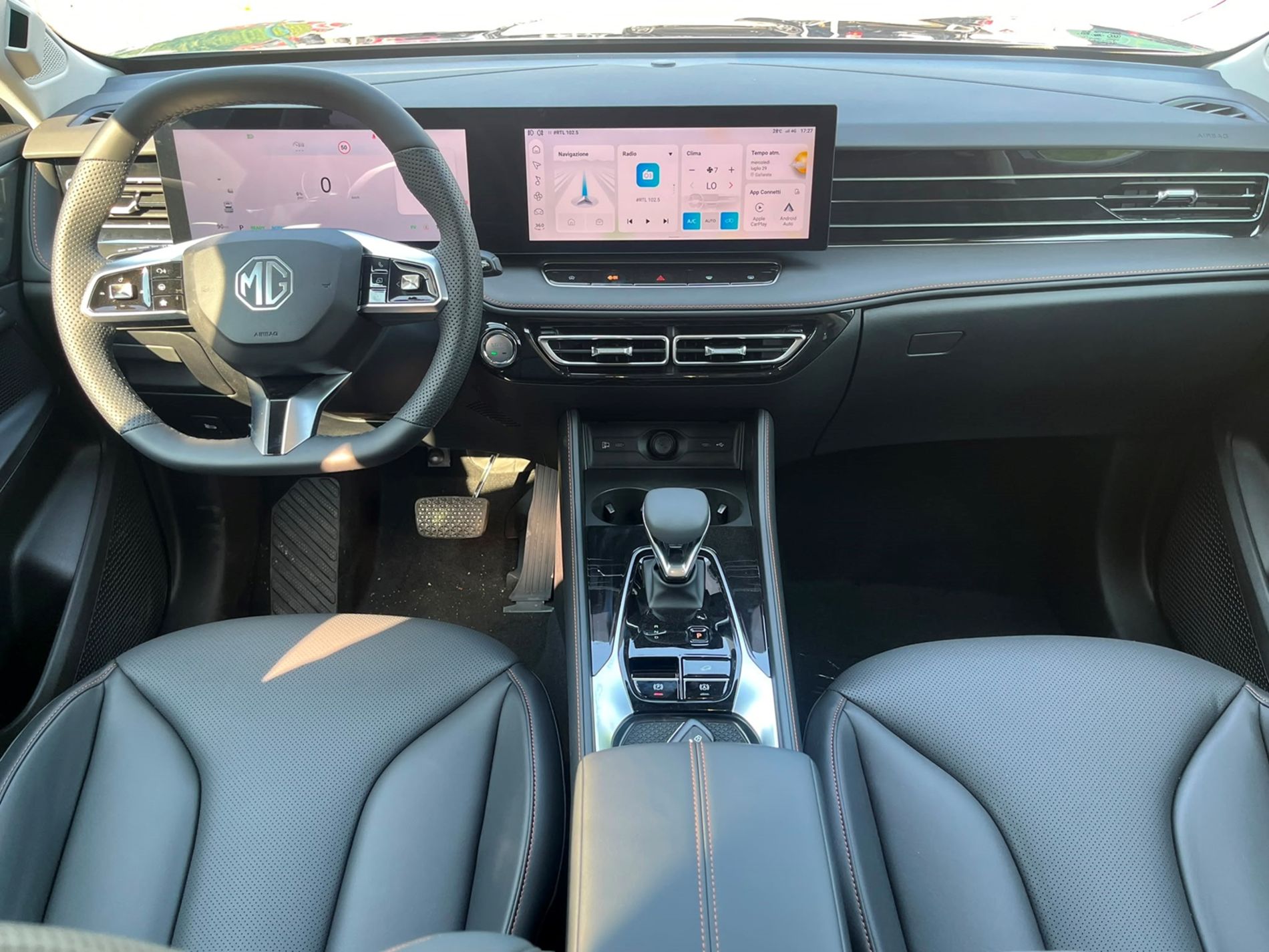 Luxury 1.5 hybrid dct 2wd - SENZA VINCOLI DI FINANZIAMENTO - Gallotti Auto