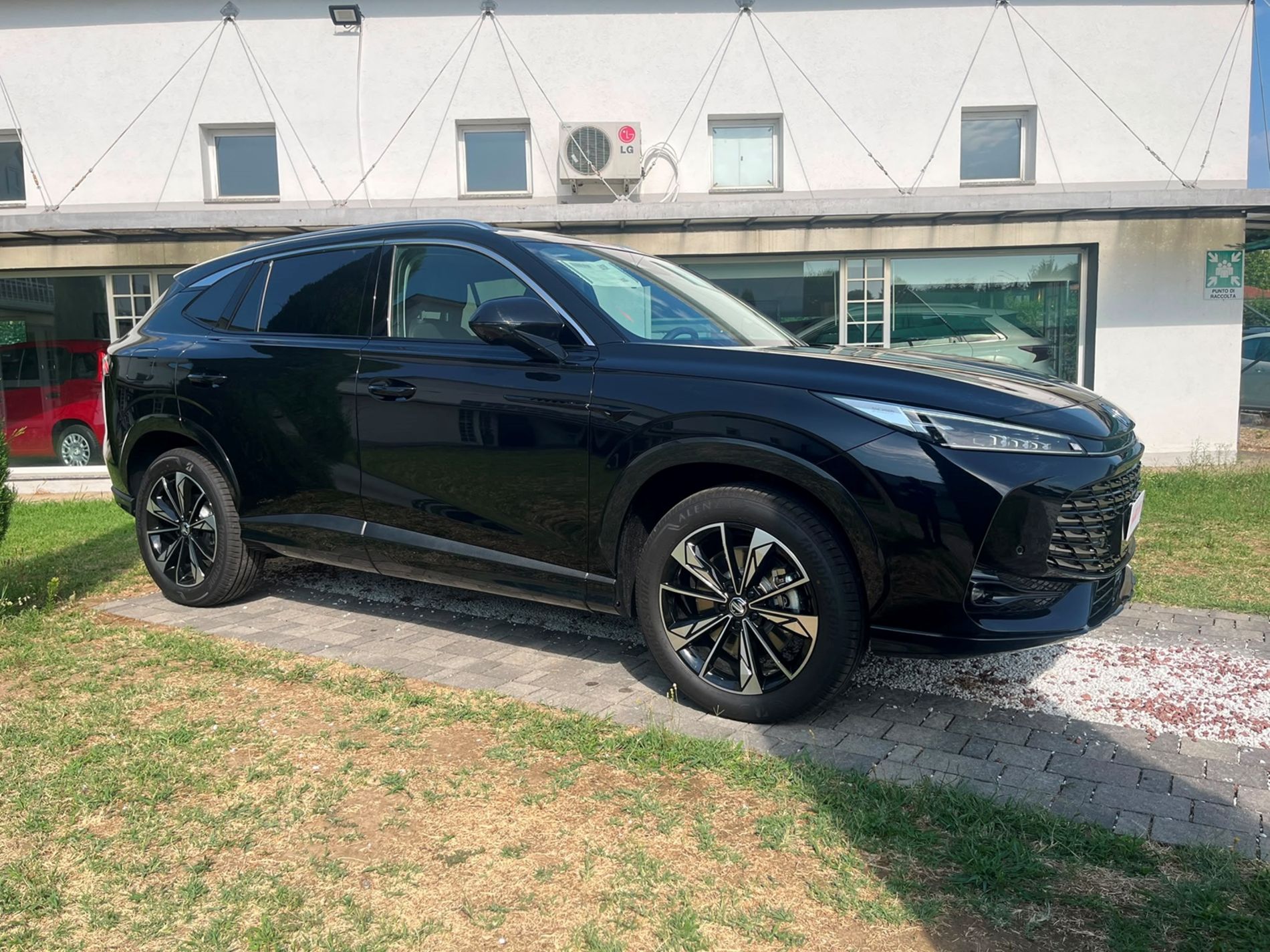 Luxury 1.5 Hybird DCT 2WD - SENZA VINCOLI DI FINANZIAMENTO - Gallotti Auto