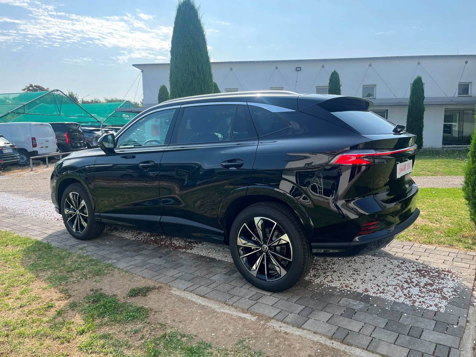 Luxury 1.5 Hybird DCT 2WD - SENZA VINCOLI DI FINANZIAMENTO - Gallotti Auto