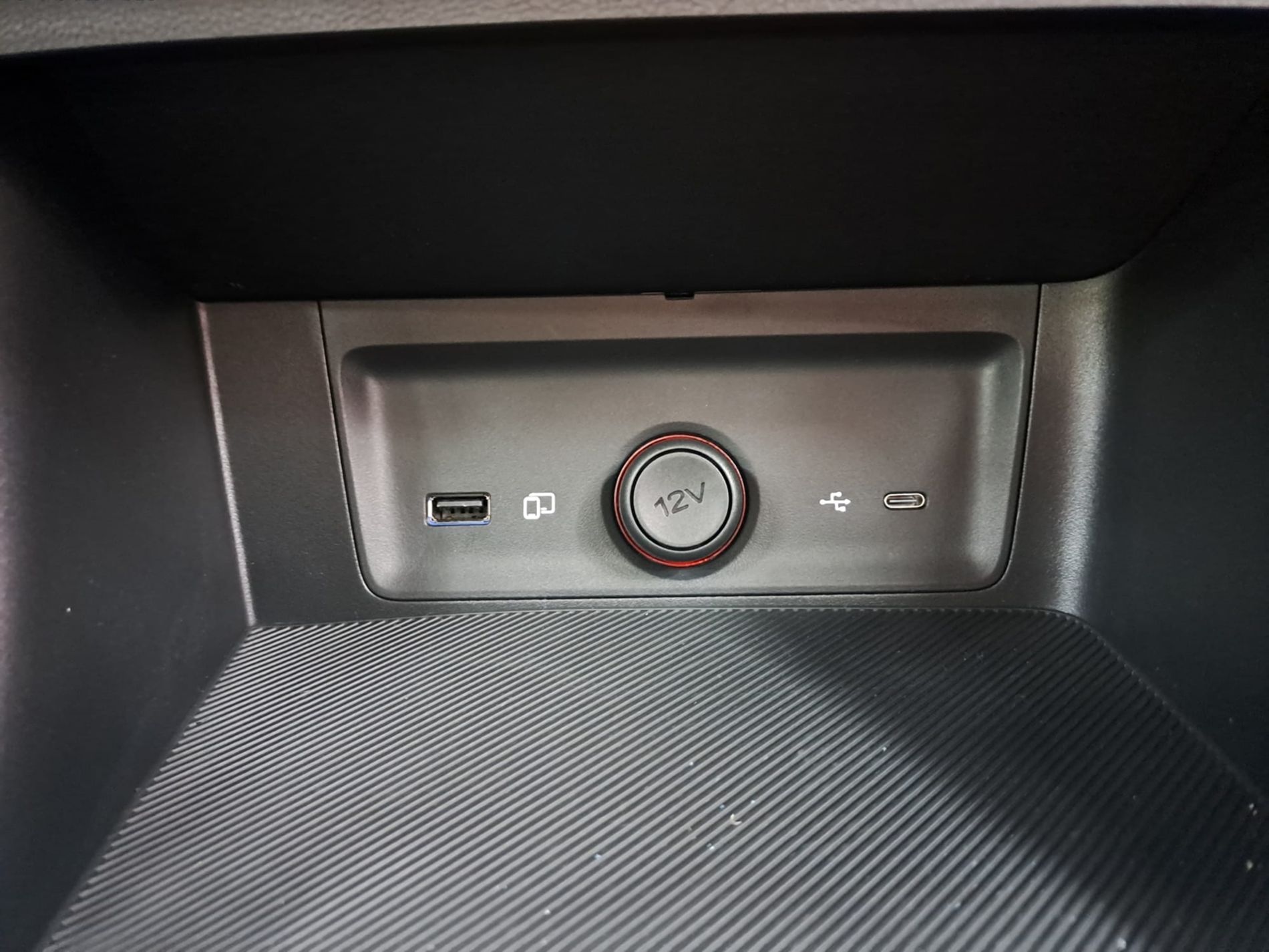 1.5 Standard - SENZA VINCOLI DI FINANZIAMENTO - Gallotti Auto