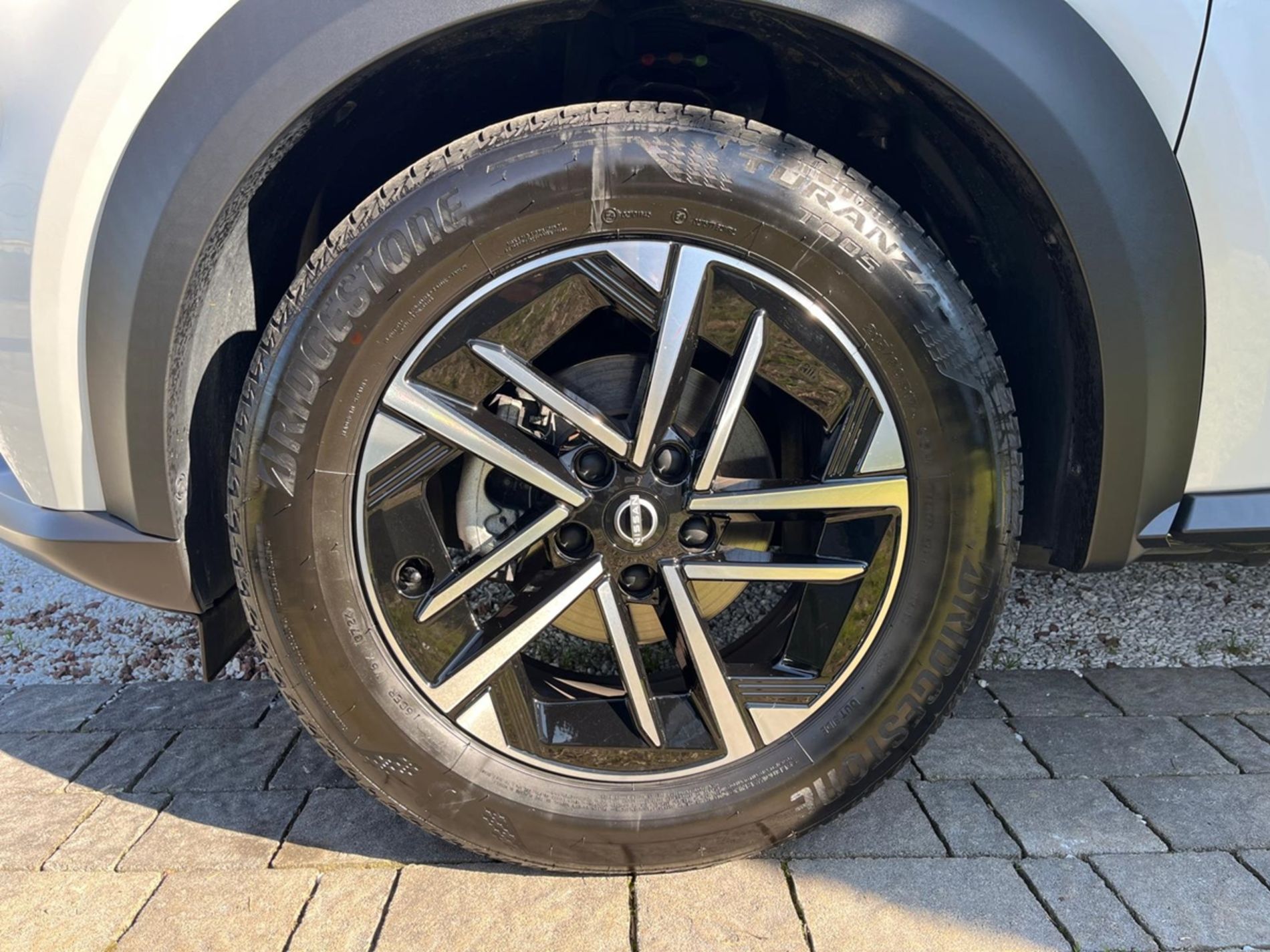 Nissan Juke 1.0 dig-t N-Connecta 114cv dct   - Gallotti Auto