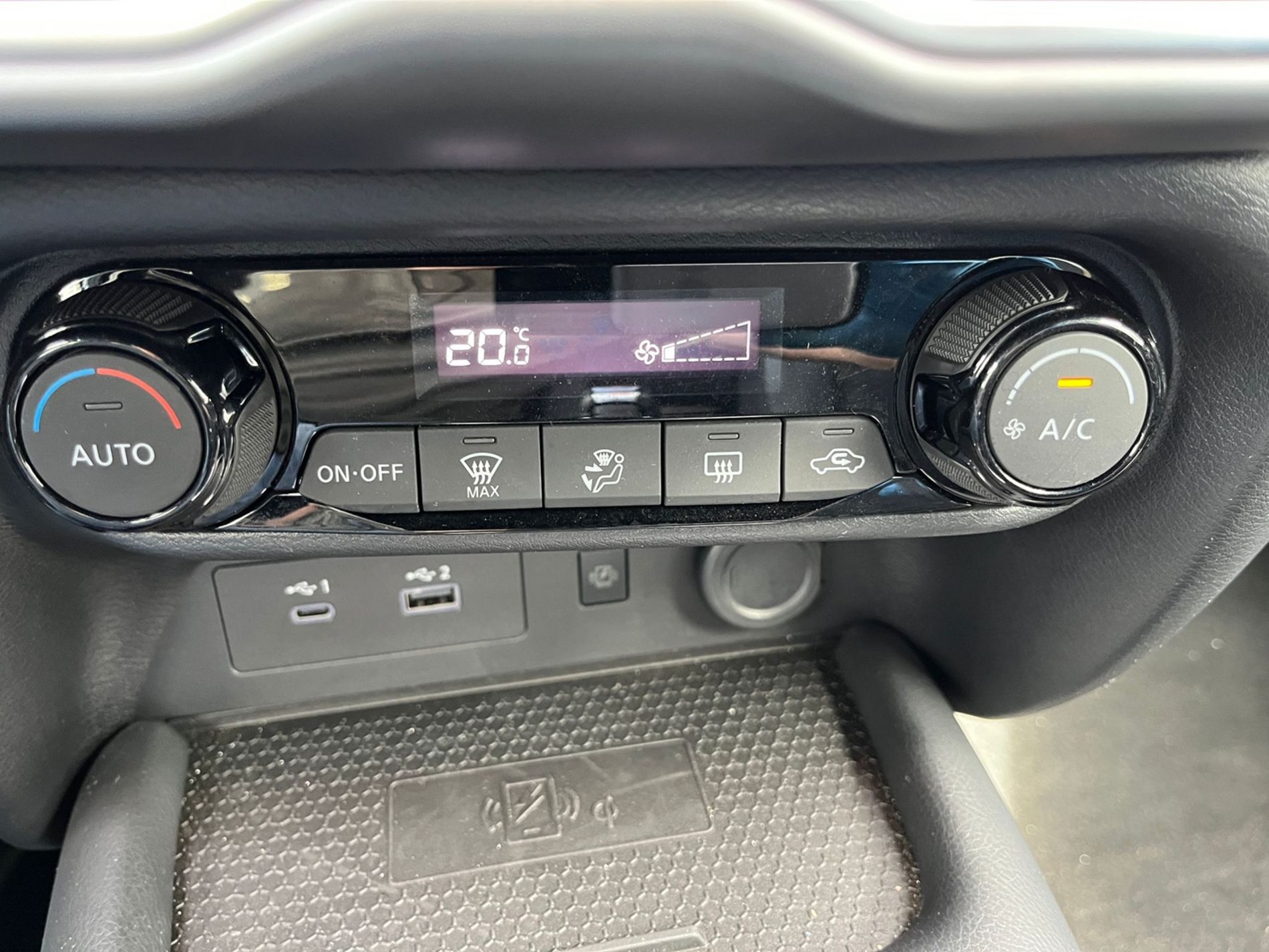 Juke 1.0 dig-t N-Connecta 114cv dct - Gallotti Auto