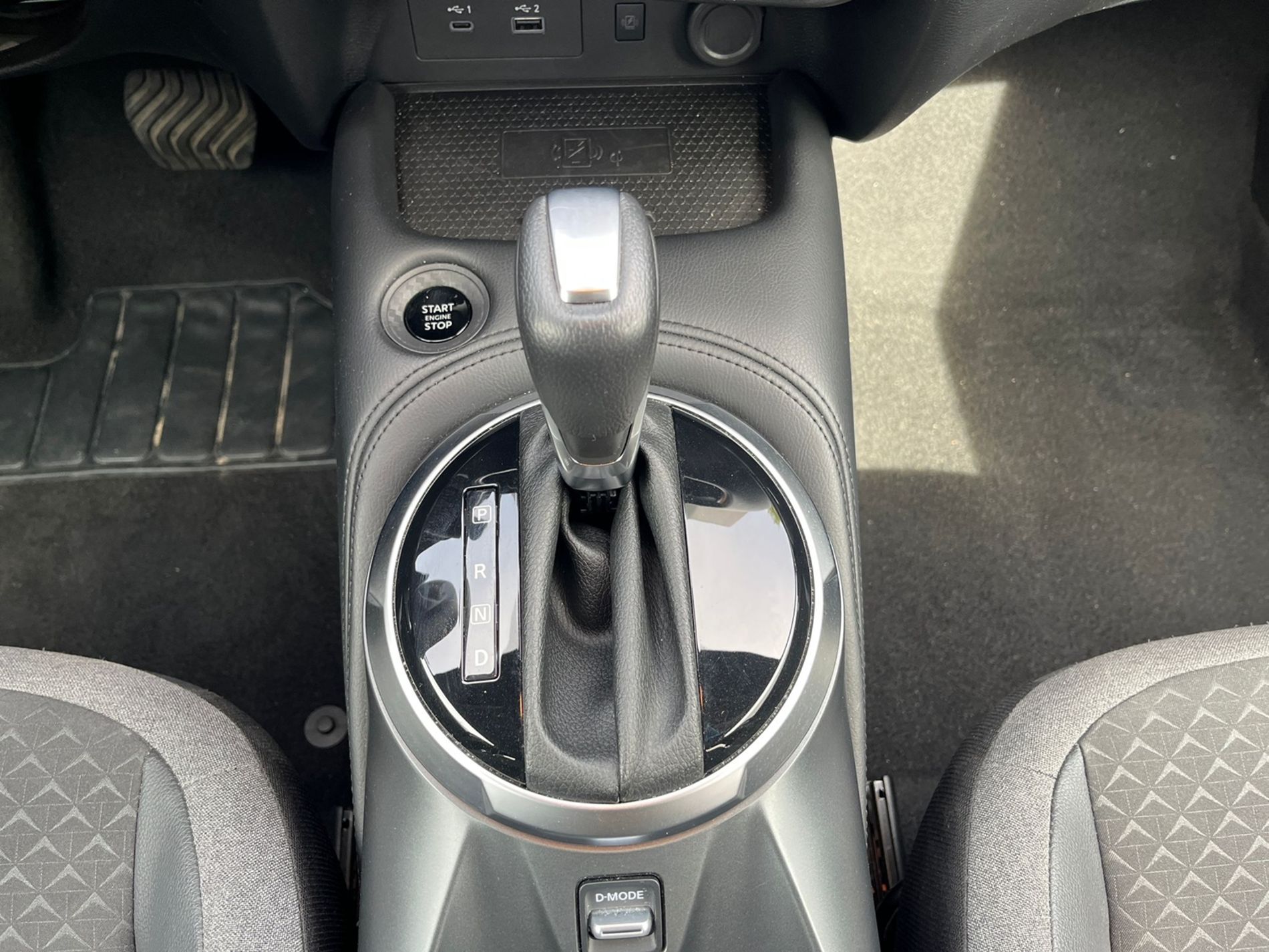 Juke 1.0 dig-t N-Connecta 114cv dct - Gallotti Auto