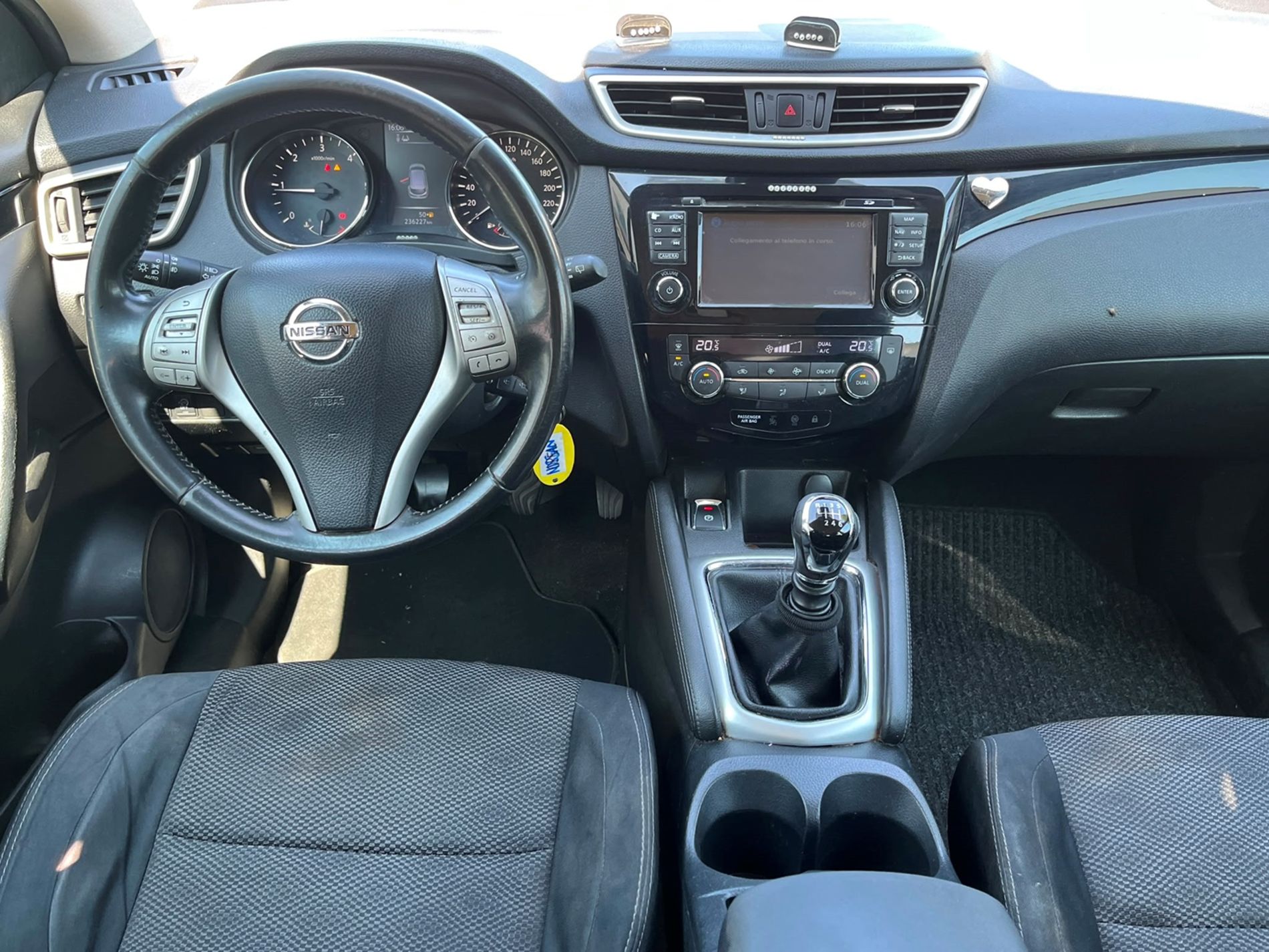 1.6 dci Tekna 2wd 130cv - RISERVATA A COMMERCIANTI D’AUTO - Gallotti Auto