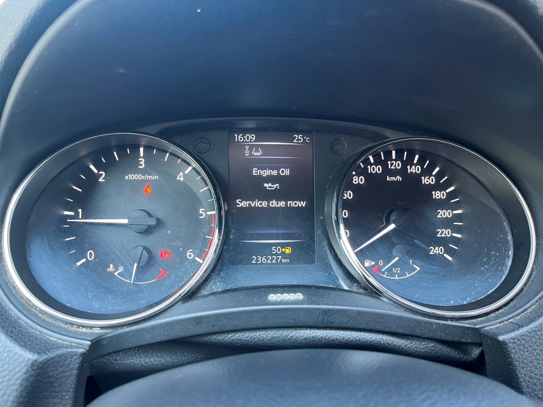 1.6 dci Tekna 2wd 130cv - RISERVATA A COMMERCIANTI D’AUTO - Gallotti Auto